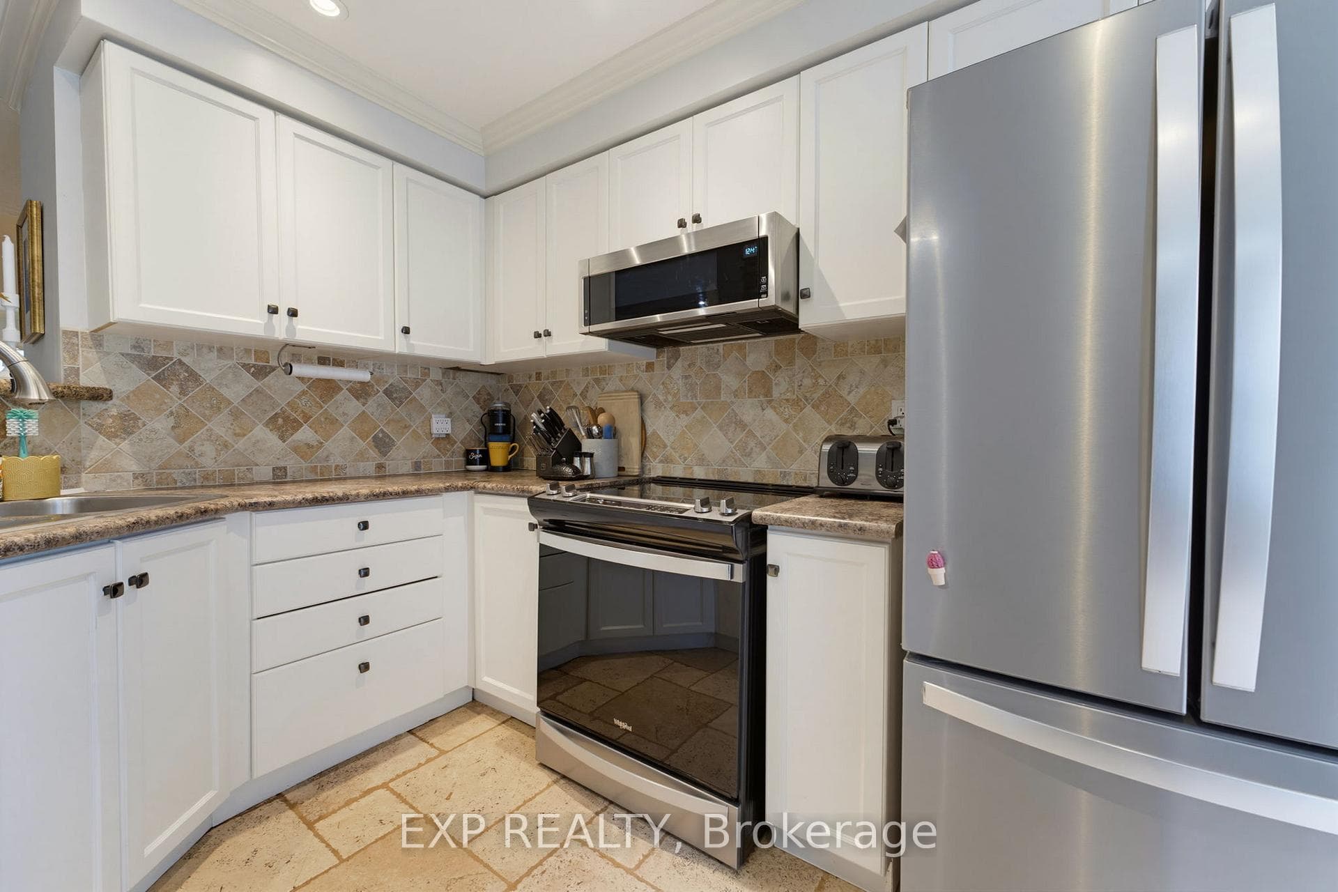 10 Cadham Boulevard Unit 28 photo 13