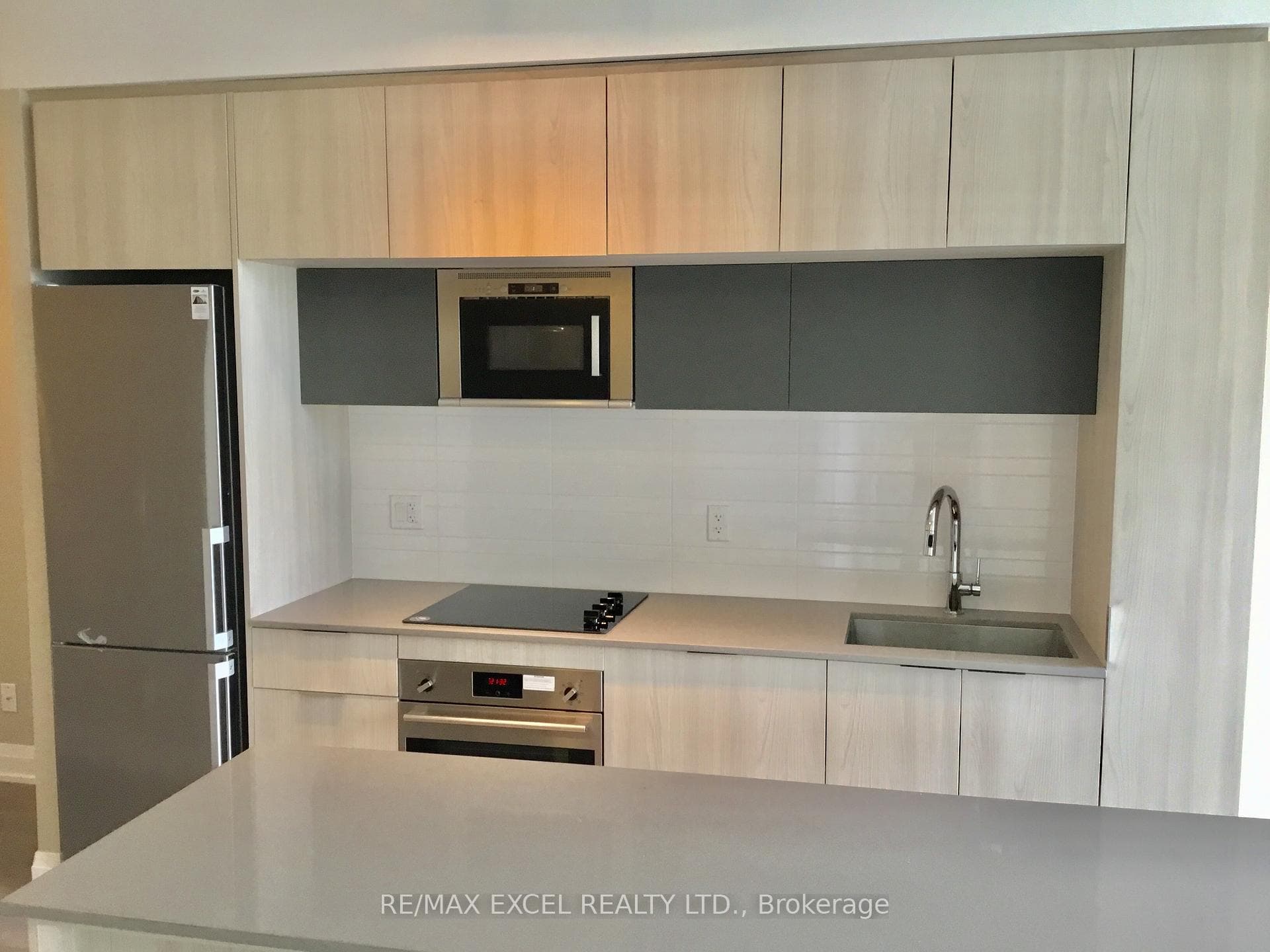 1 Belsize Drive Unit 506 photo 5