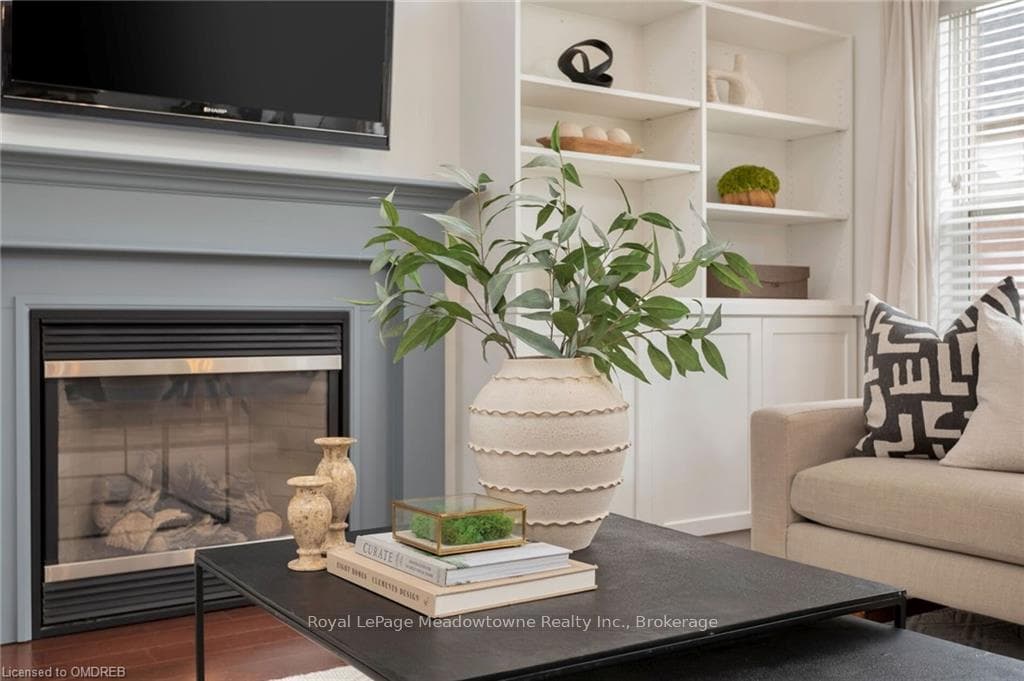 888 HEPBURN Road photo 6