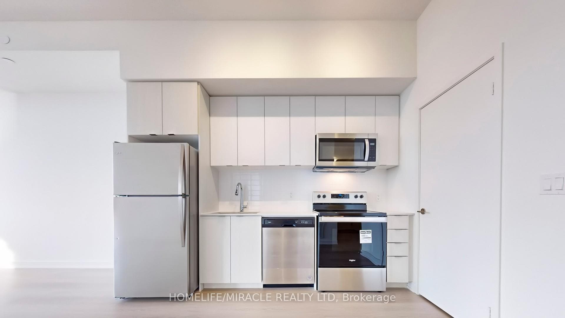 859 The Queensway N/A Unit 805 photo 12