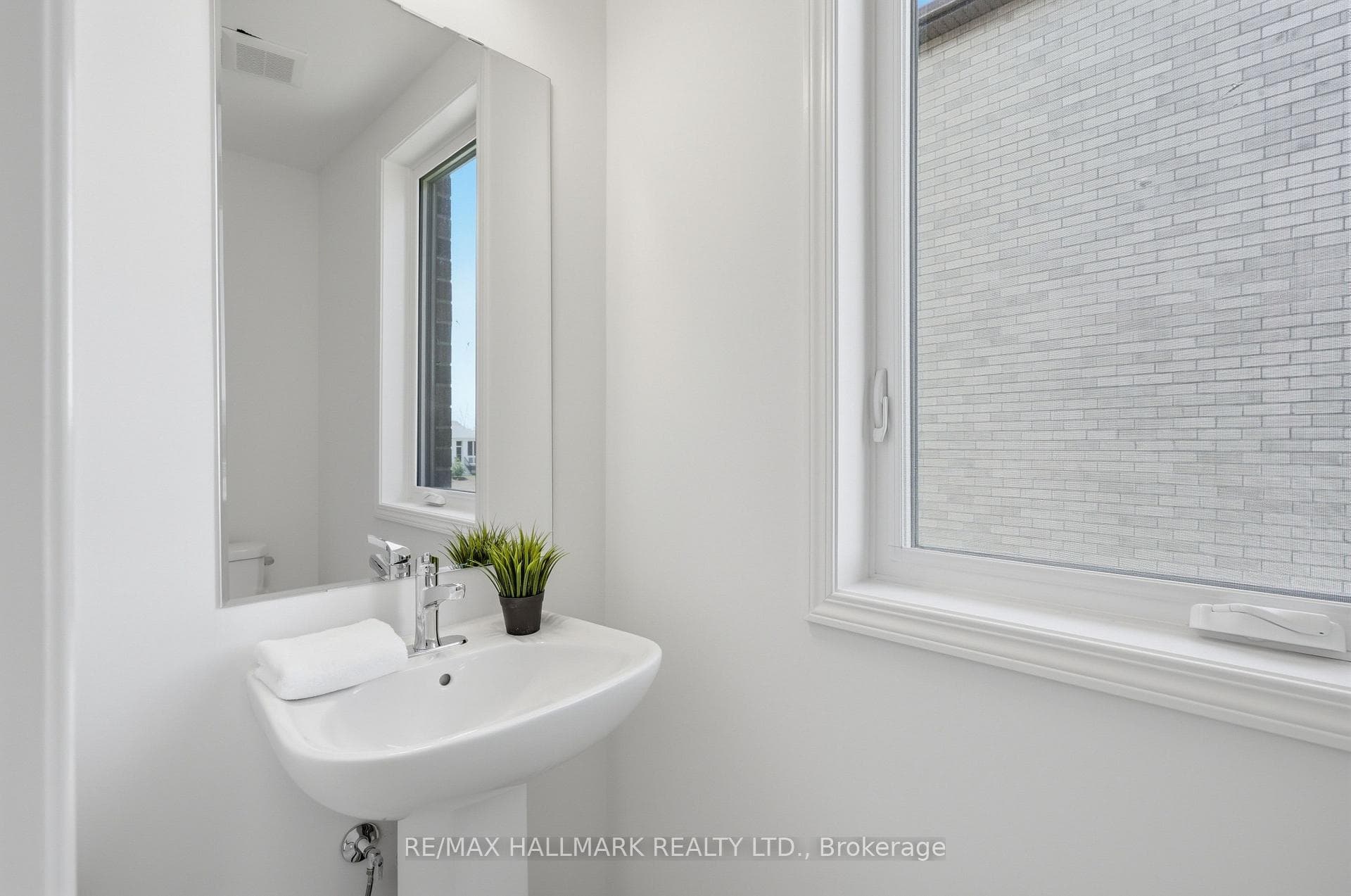 3065 Ireton Street photo 20