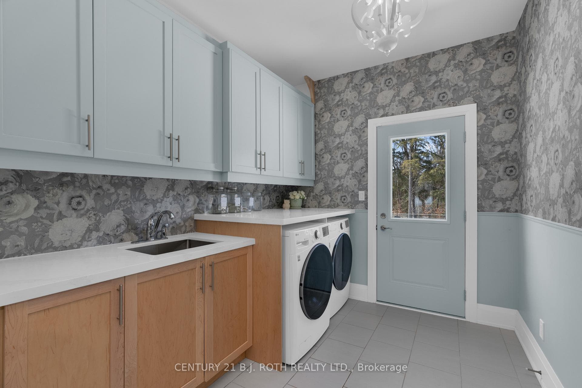 24 Oldenburg Court photo 18