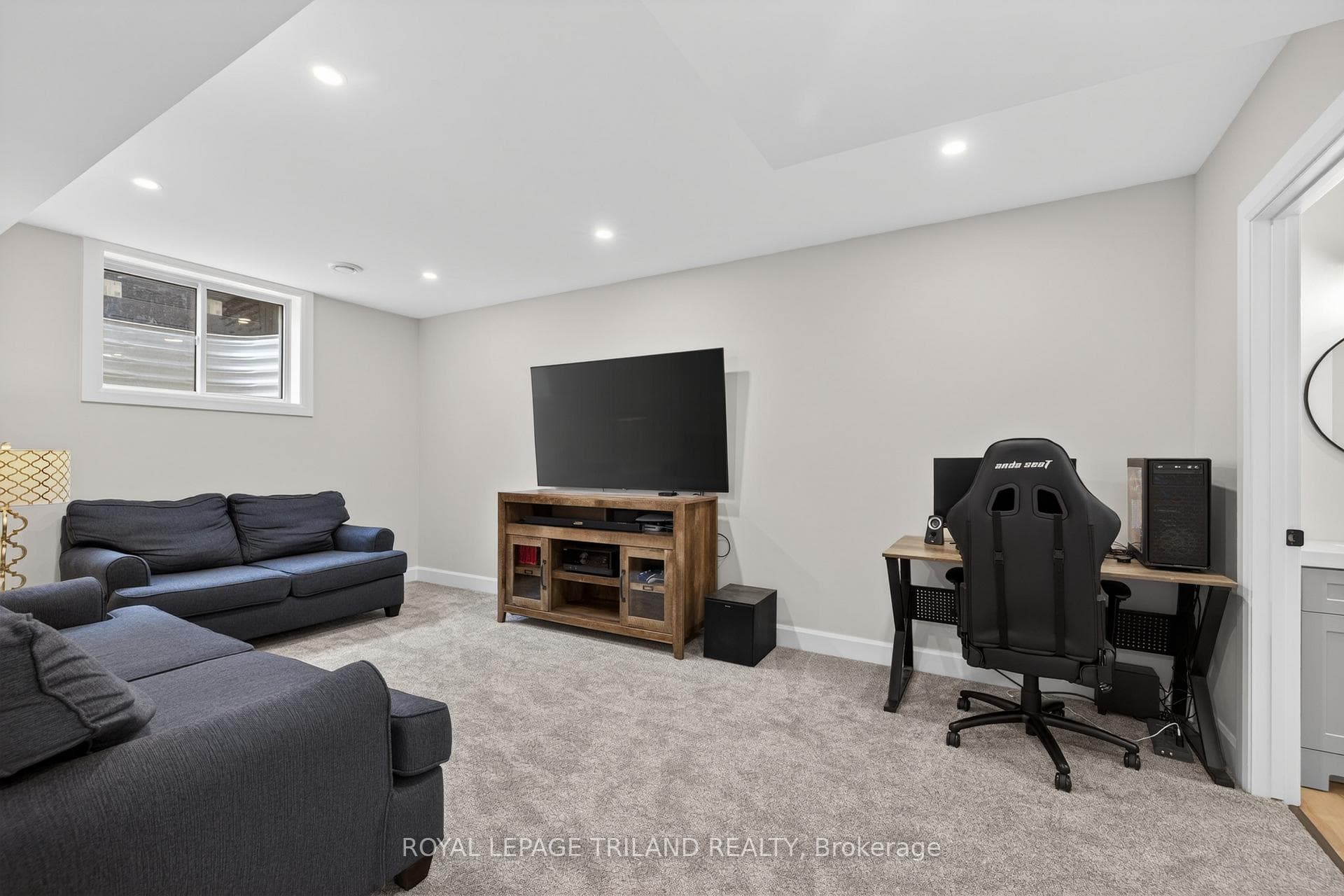 51253 Ashton Street photo 33