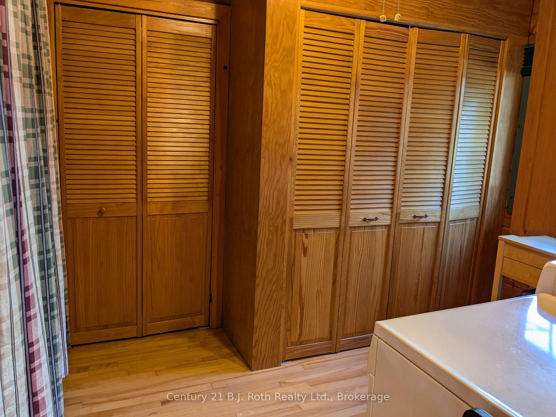 Lots of Pantry Storage