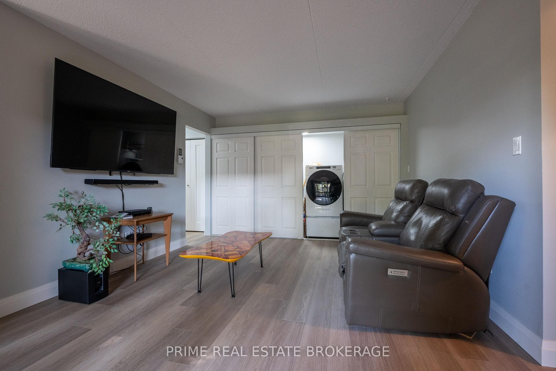 10 Lake Road Unit 105 photo 8