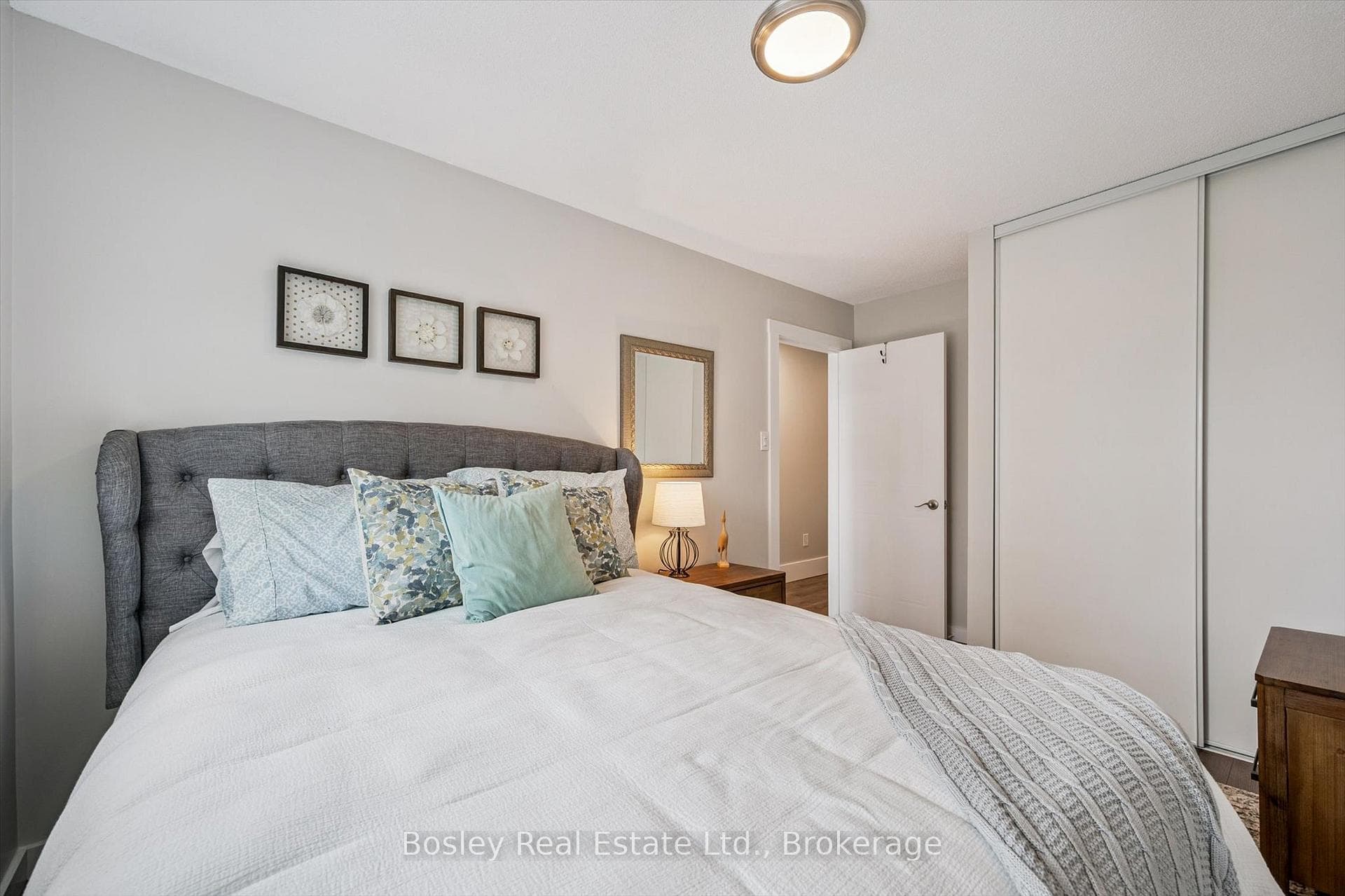 39 Ptarmigan Drive Unit Unit 2 photo 27