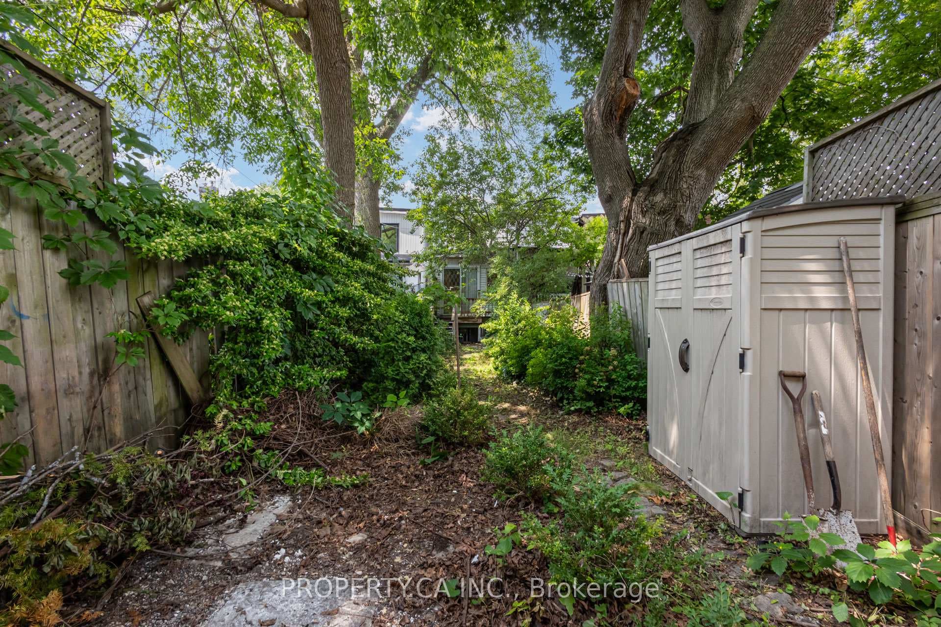 597 Rhodes Avenue photo 36