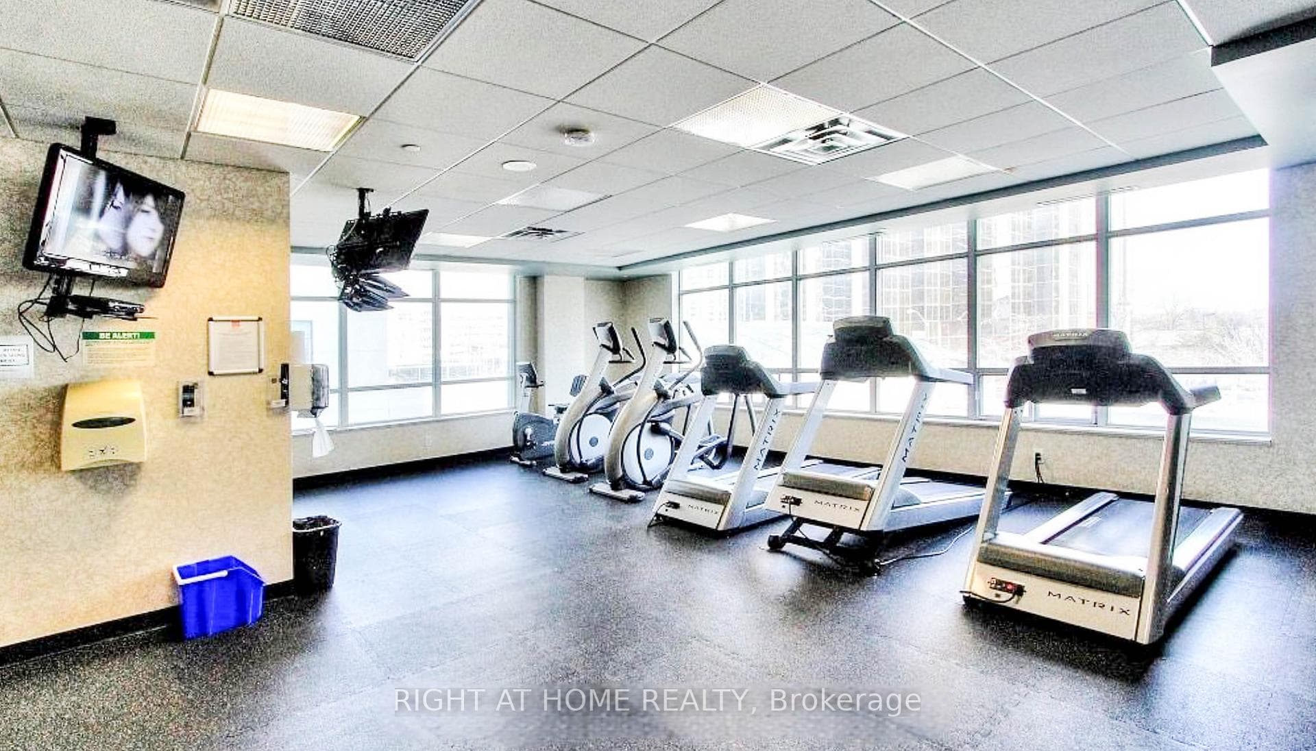 4978 Yonge Street Unit 1903 photo 12