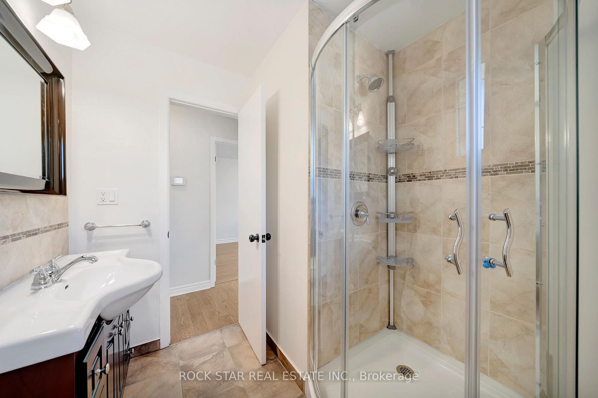 17 Bendingroad Crescent photo 11