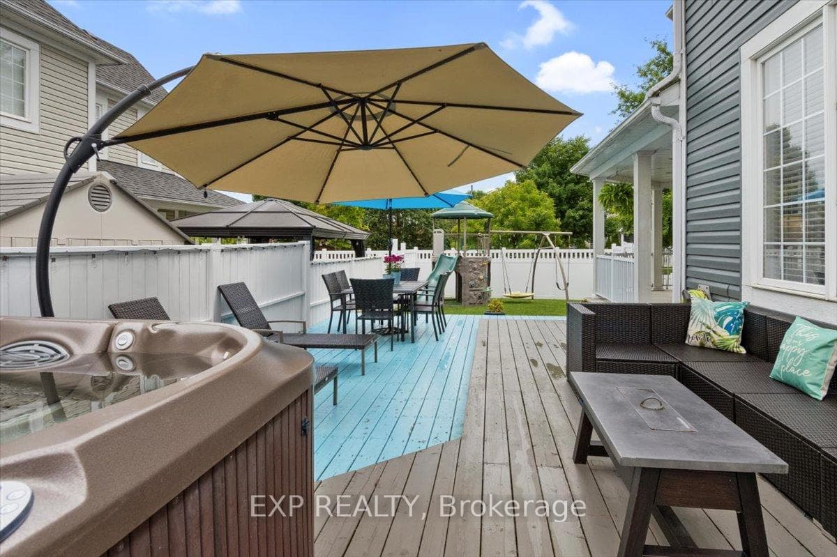 106 Port Of Newcastle Drive photo 32