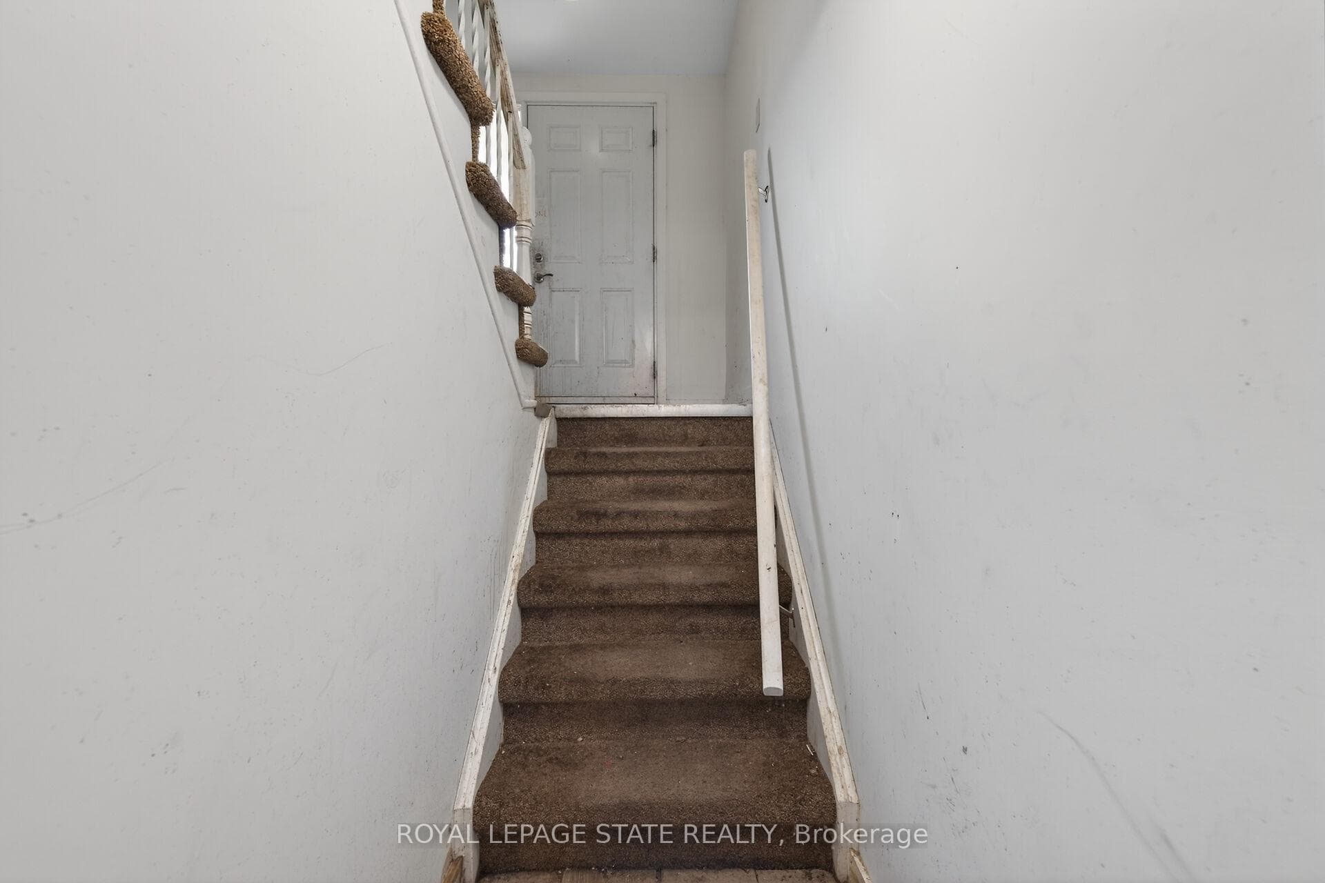 2599 Lundene Road photo 5