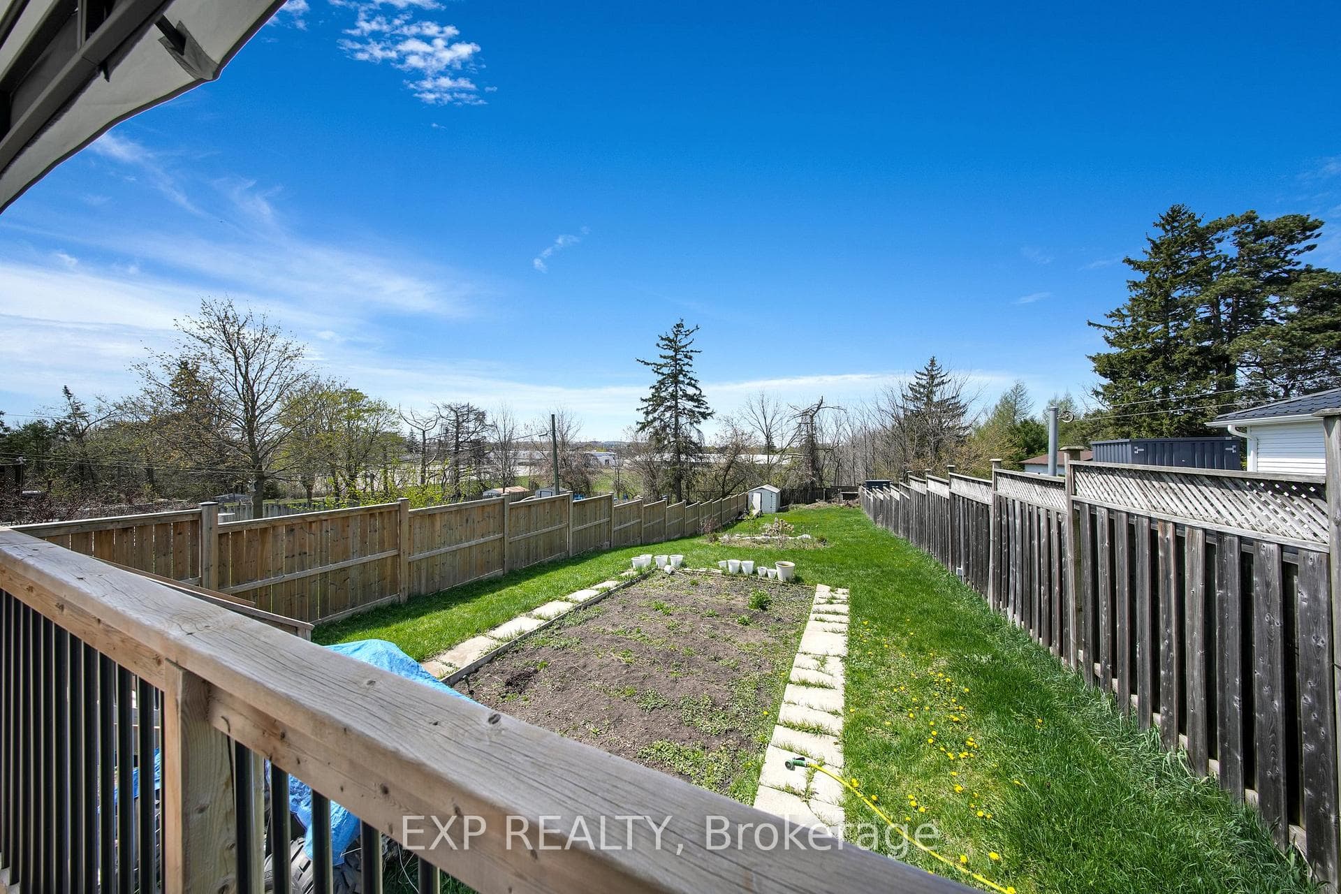 77 Clarke Street photo 38