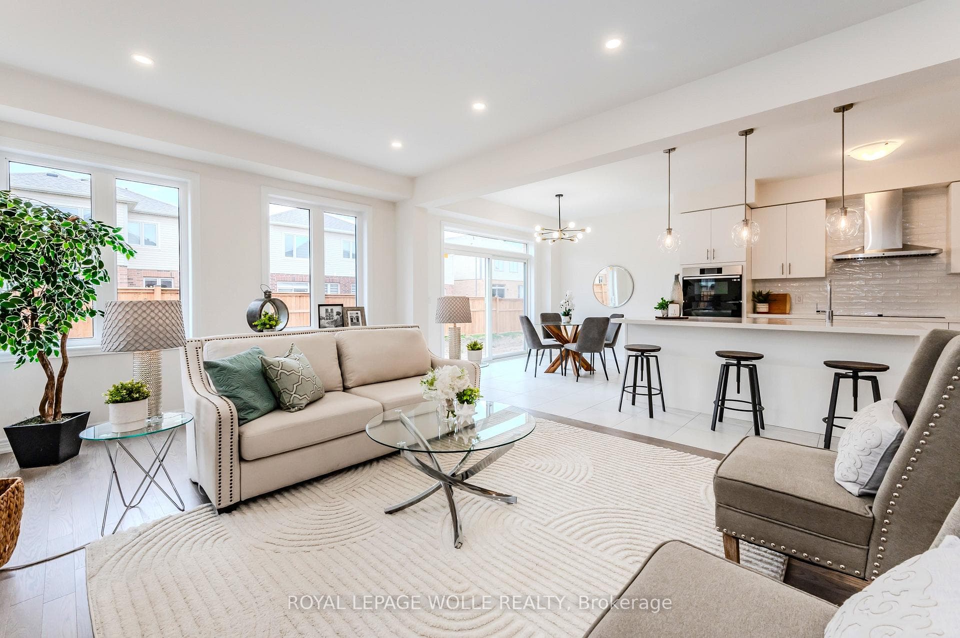47 Georgina Street photo 8