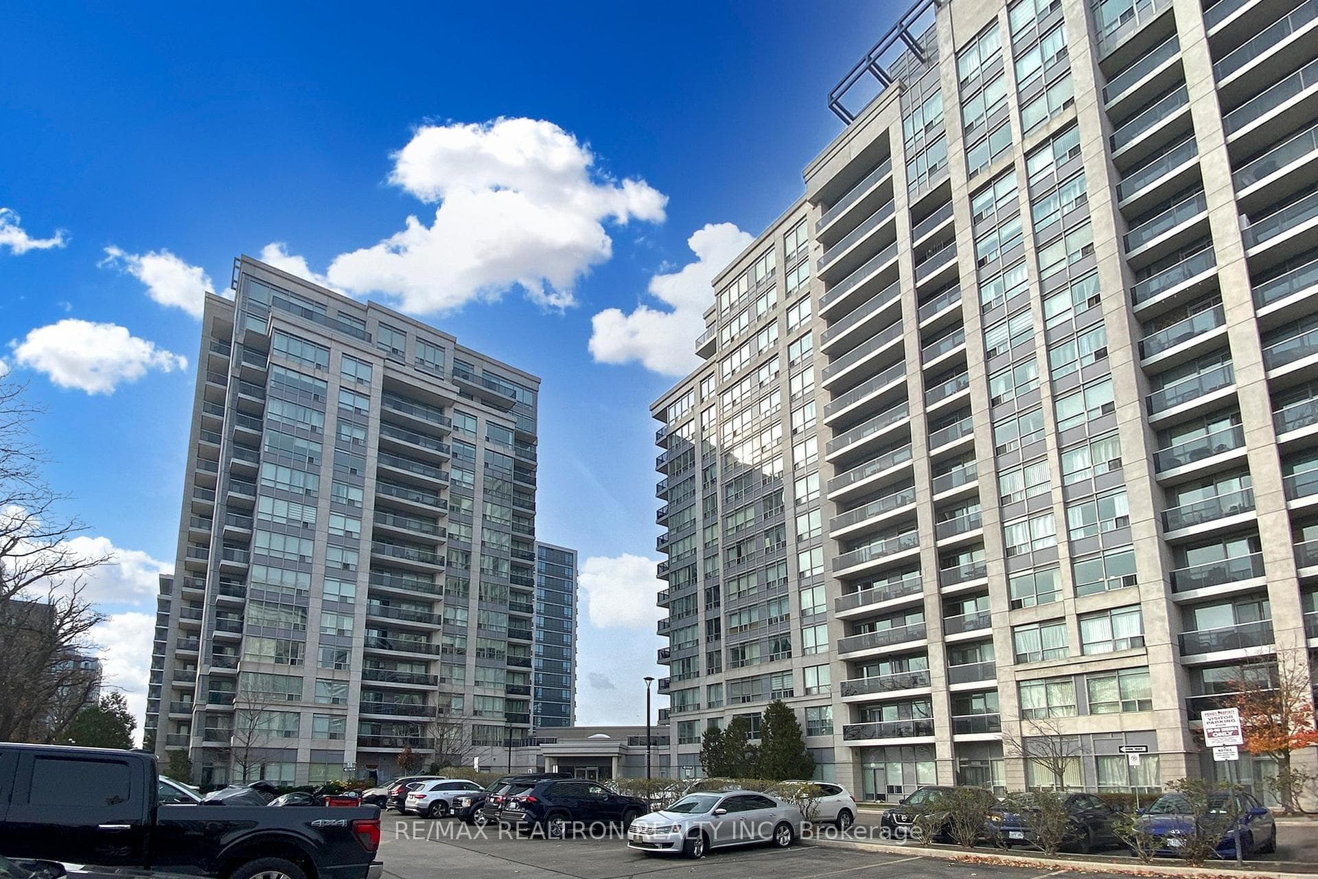 60 Disera Drive Unit 201 photo 1