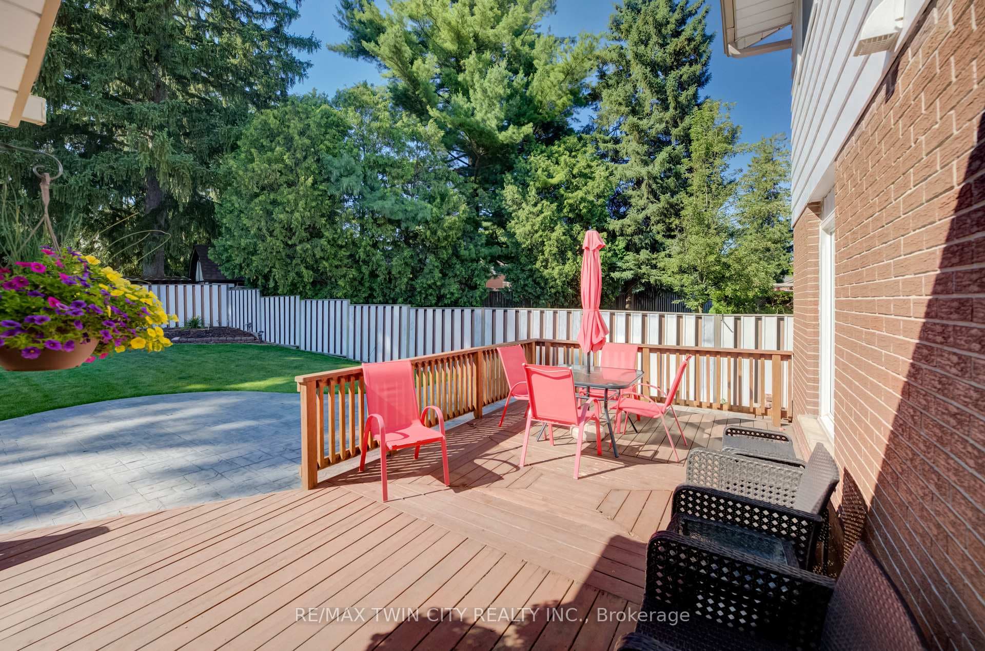 54 Stonegate Drive photo 42
