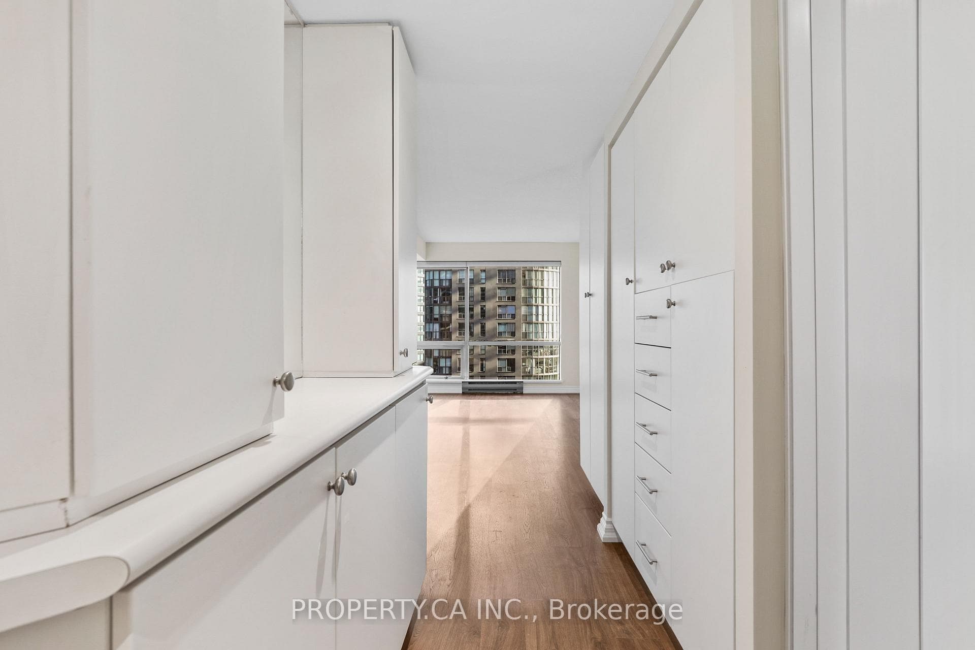 1001 Bay Street Unit 1410 photo 20