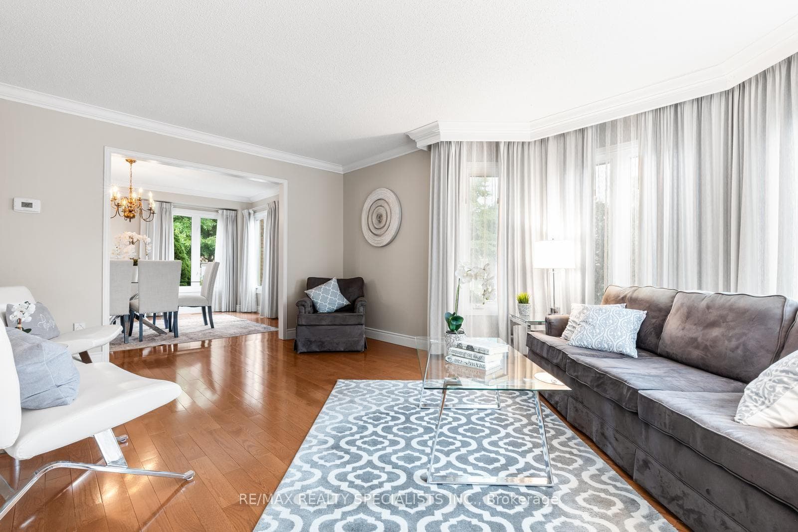 3251 Trelawny Circle photo 7