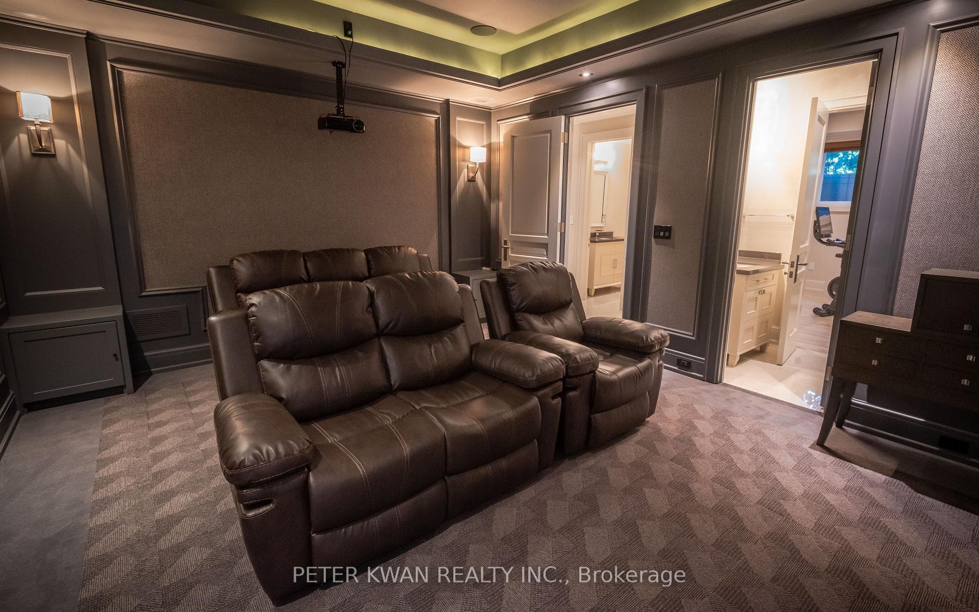 27 Whittaker Crescent photo 21