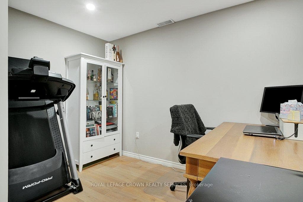 45 Nancroft Crescent photo 25