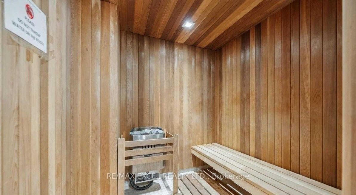 15 Queens Quay Unit 1303 photo 19