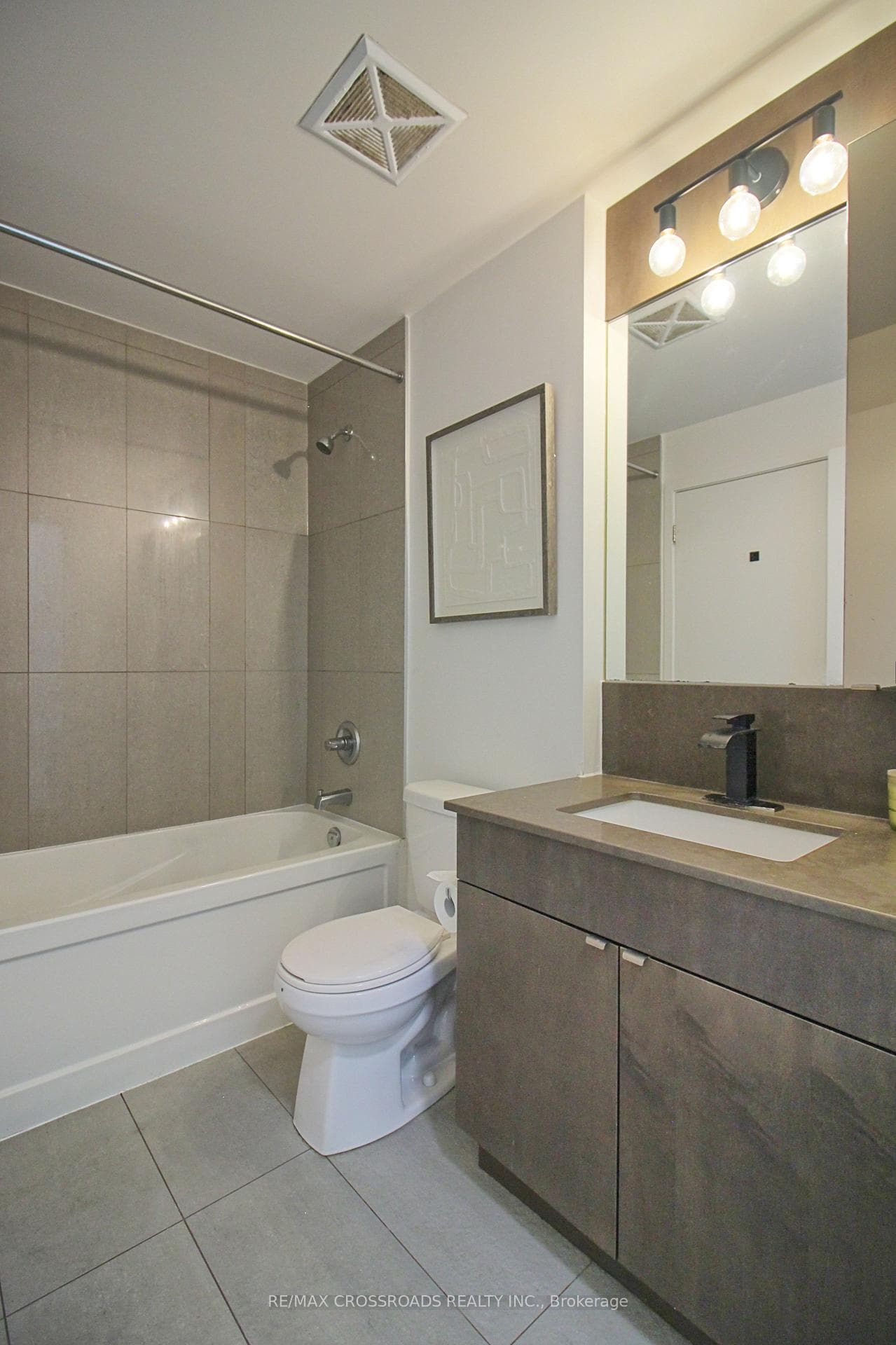89 Dunfield Avenue Unit 2202 photo 18