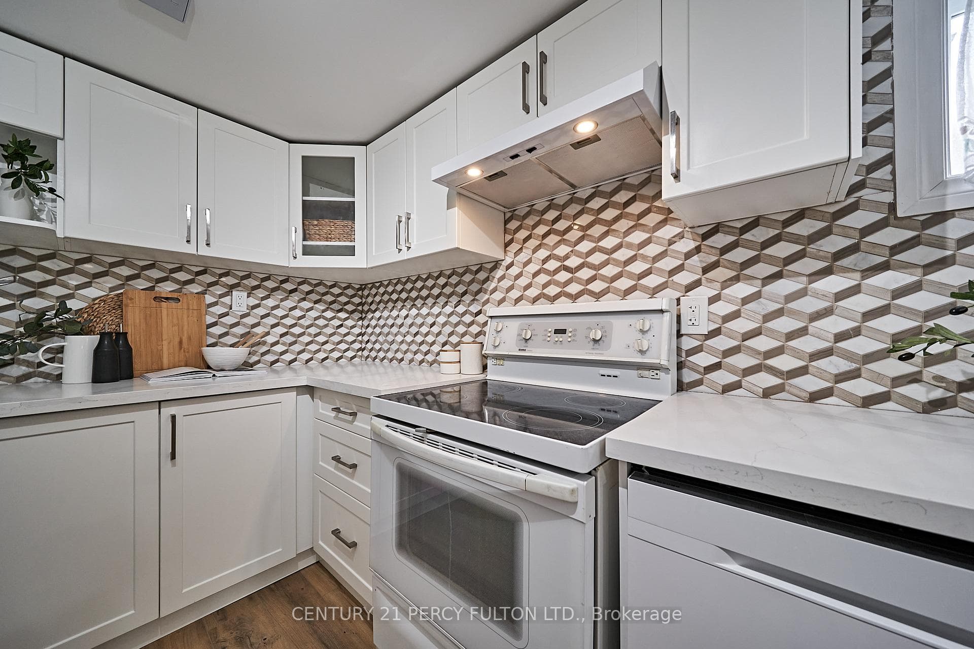 142 Athabasca Street photo 21