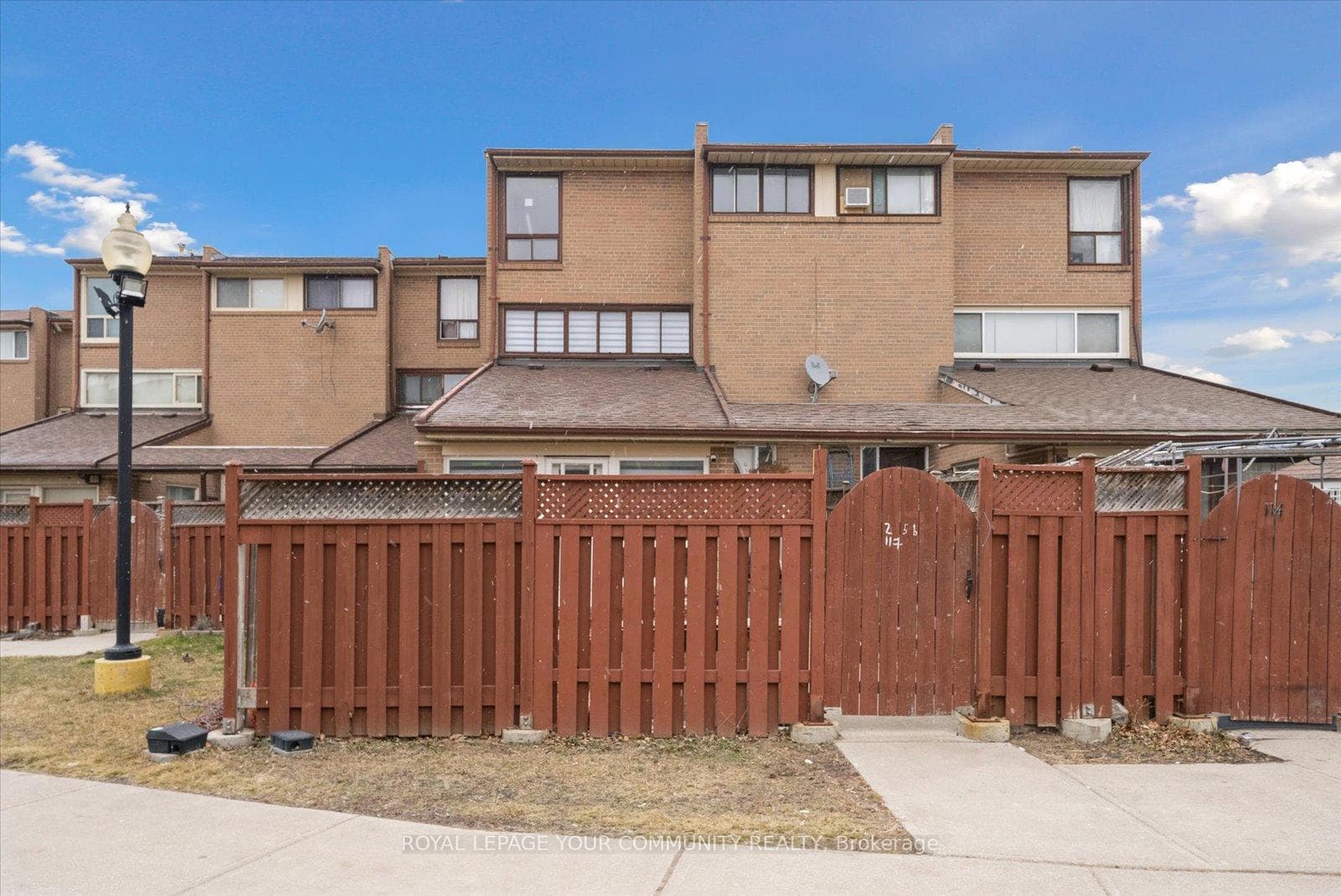 256 John Garland Boulevard Unit 117 photo 34