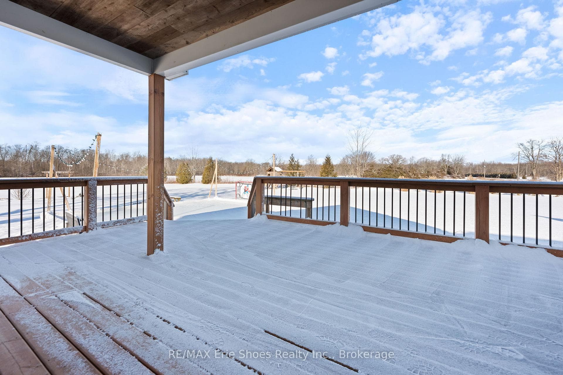 2601 Nixon Road photo 7