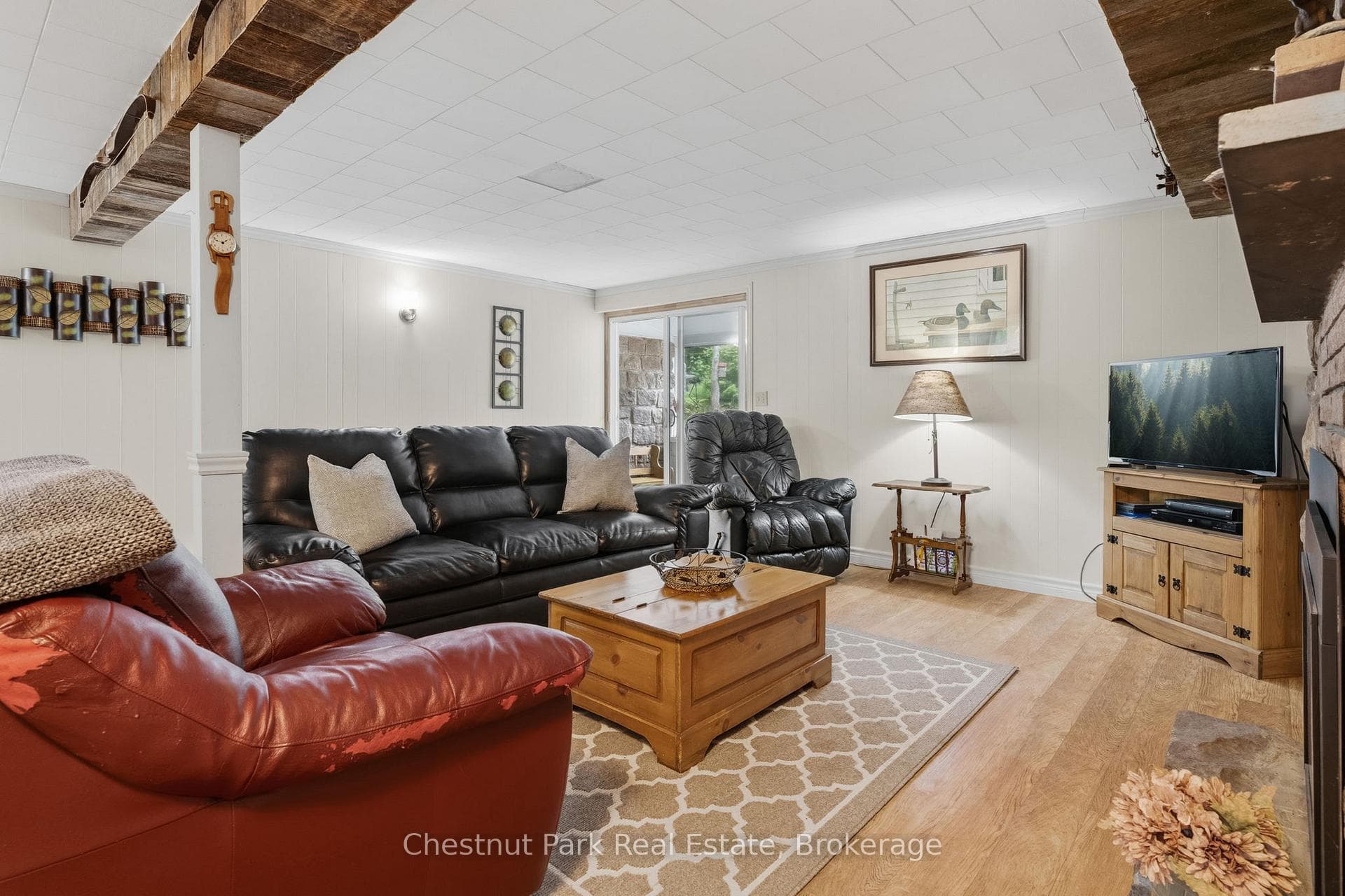 379 Gables Road photo 21