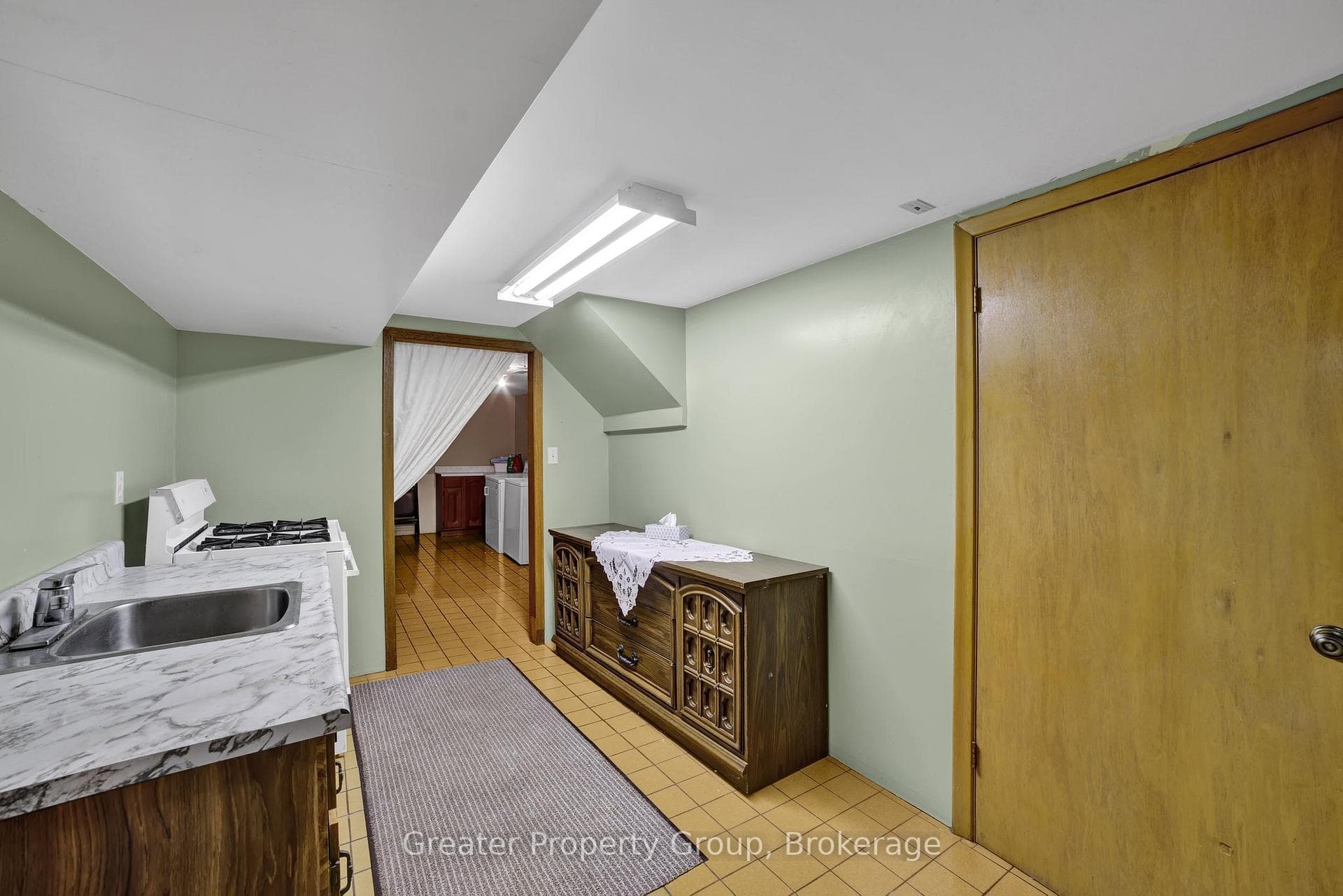 285 Rainbow Drive photo 26