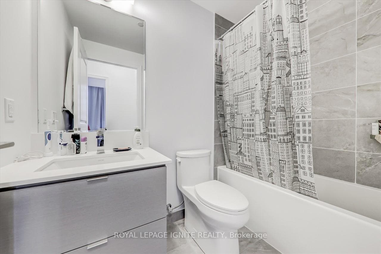 36 Elm Drive Unit 501 photo 18