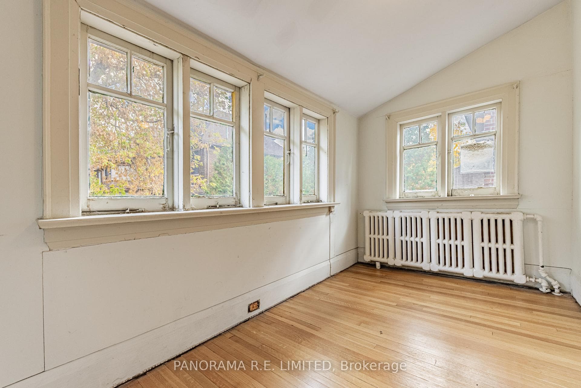 239 Winona Drive photo 24