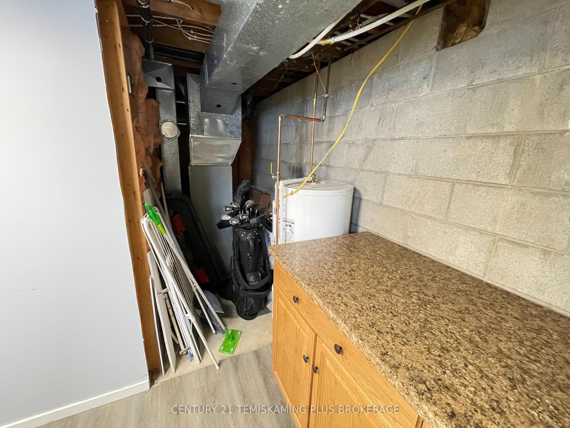 176 Montgomery Avenue photo 29
