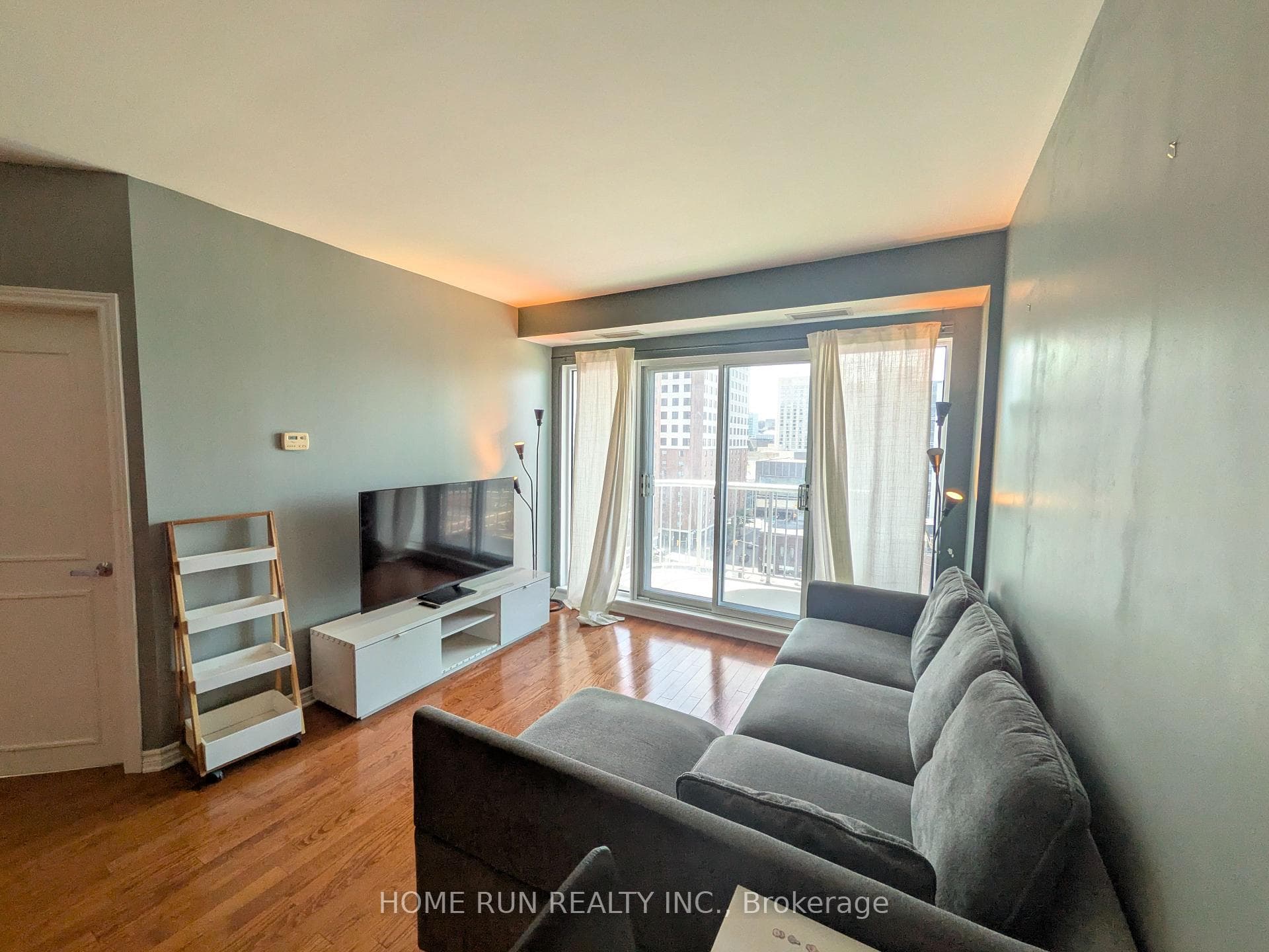 200 RIDEAU Street Unit 1107 photo 11
