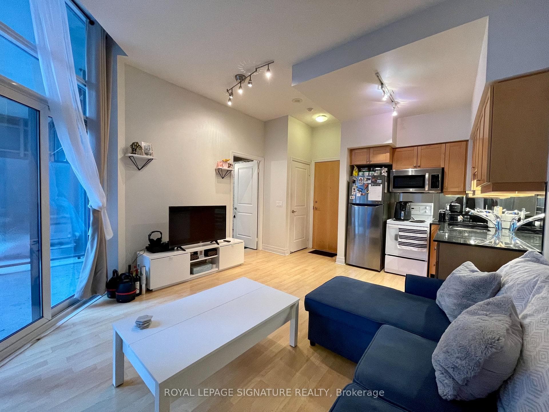 58 Marine Parade Drive Unit 429 photo 2