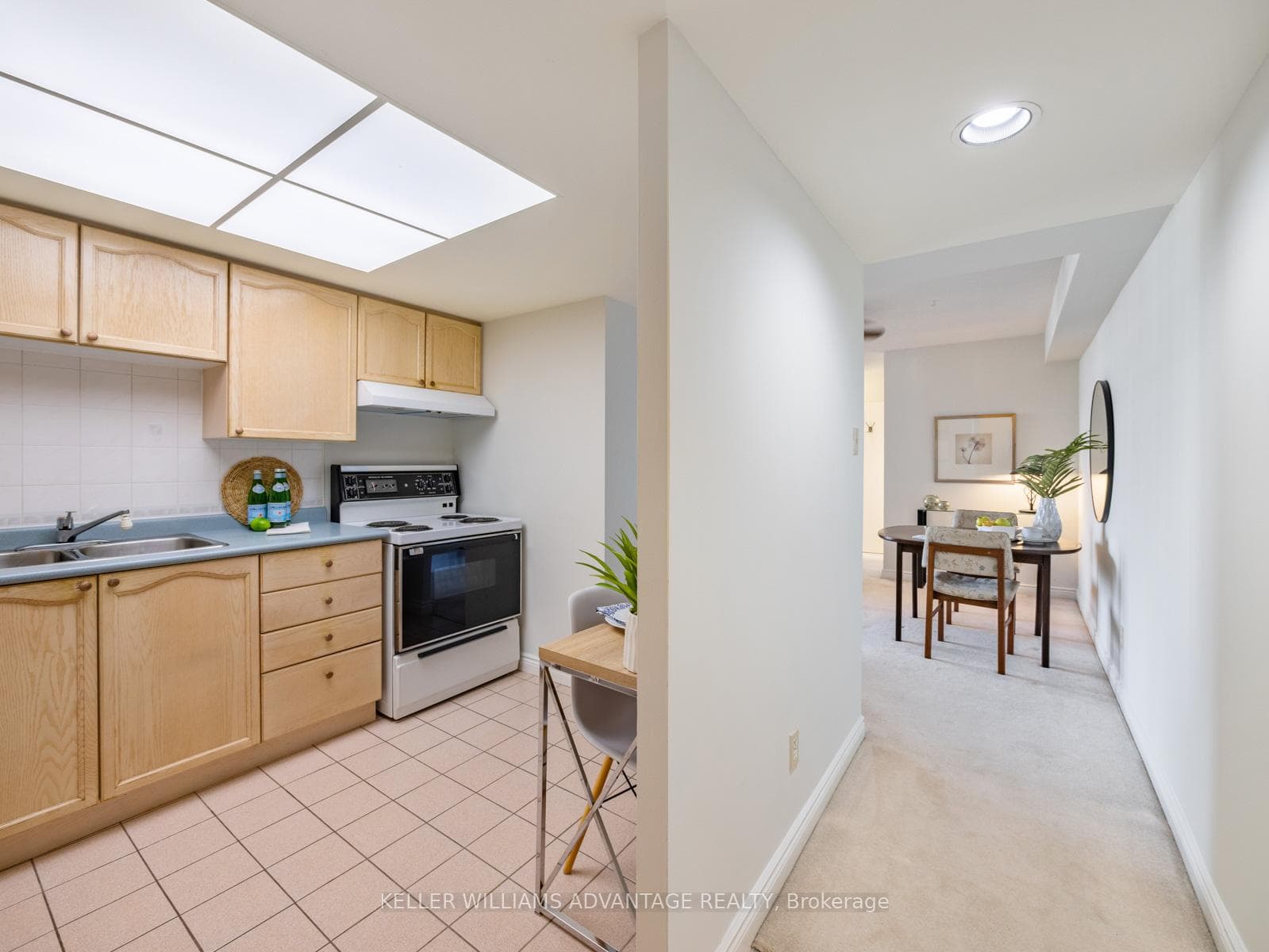 1093 Kingston Road Unit 1005 photo 8