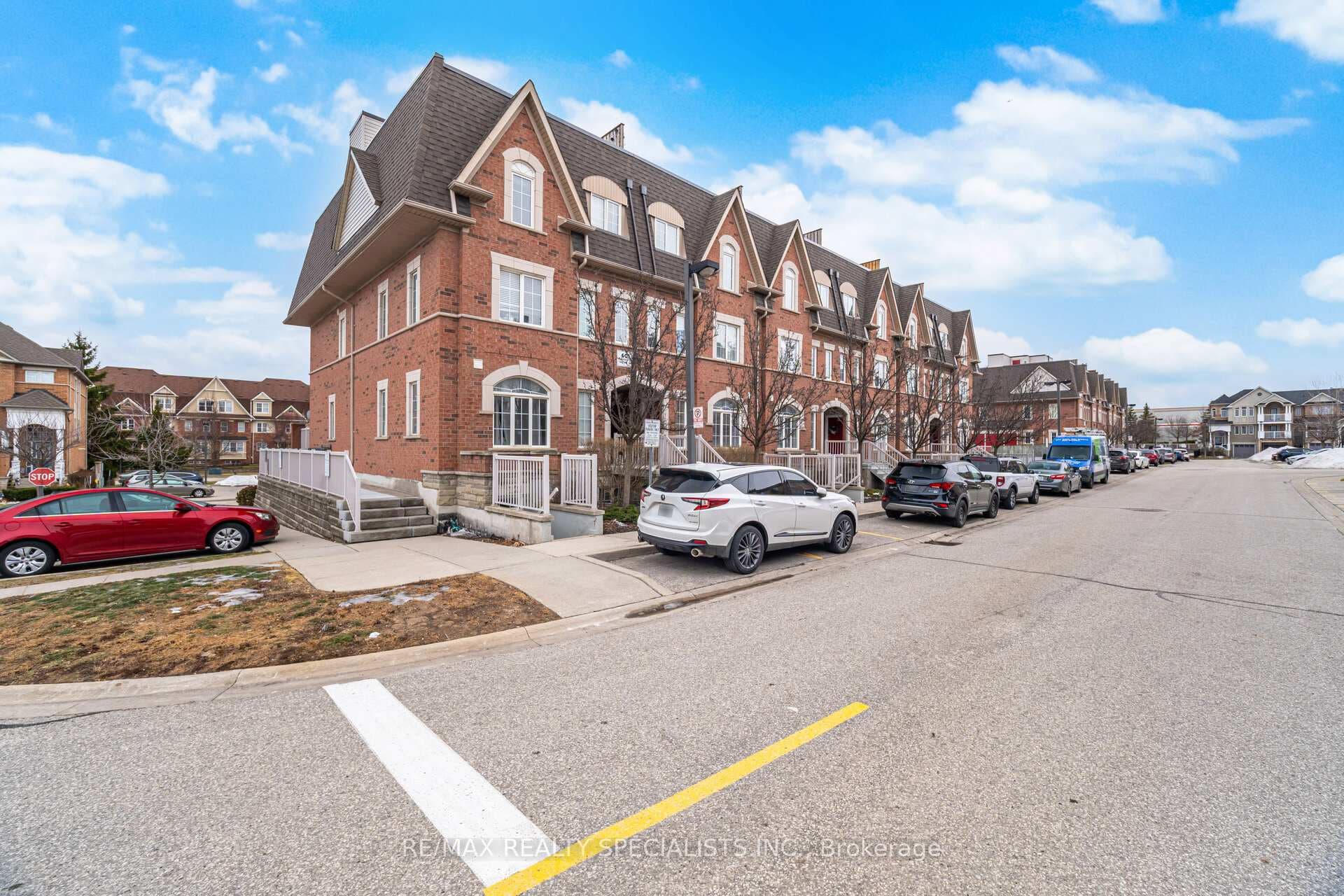 601 Shoreline Drive Unit 129 photo 3