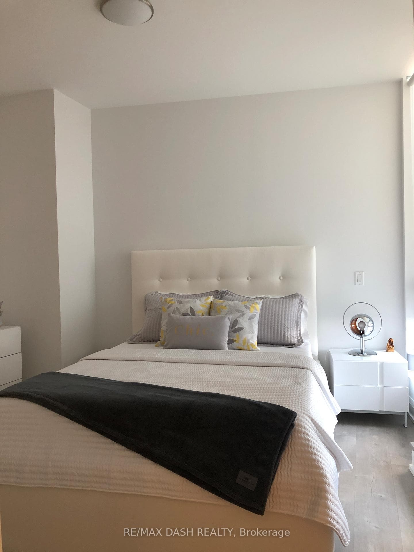 110 Marine Parade Drive Unit 204 photo 19