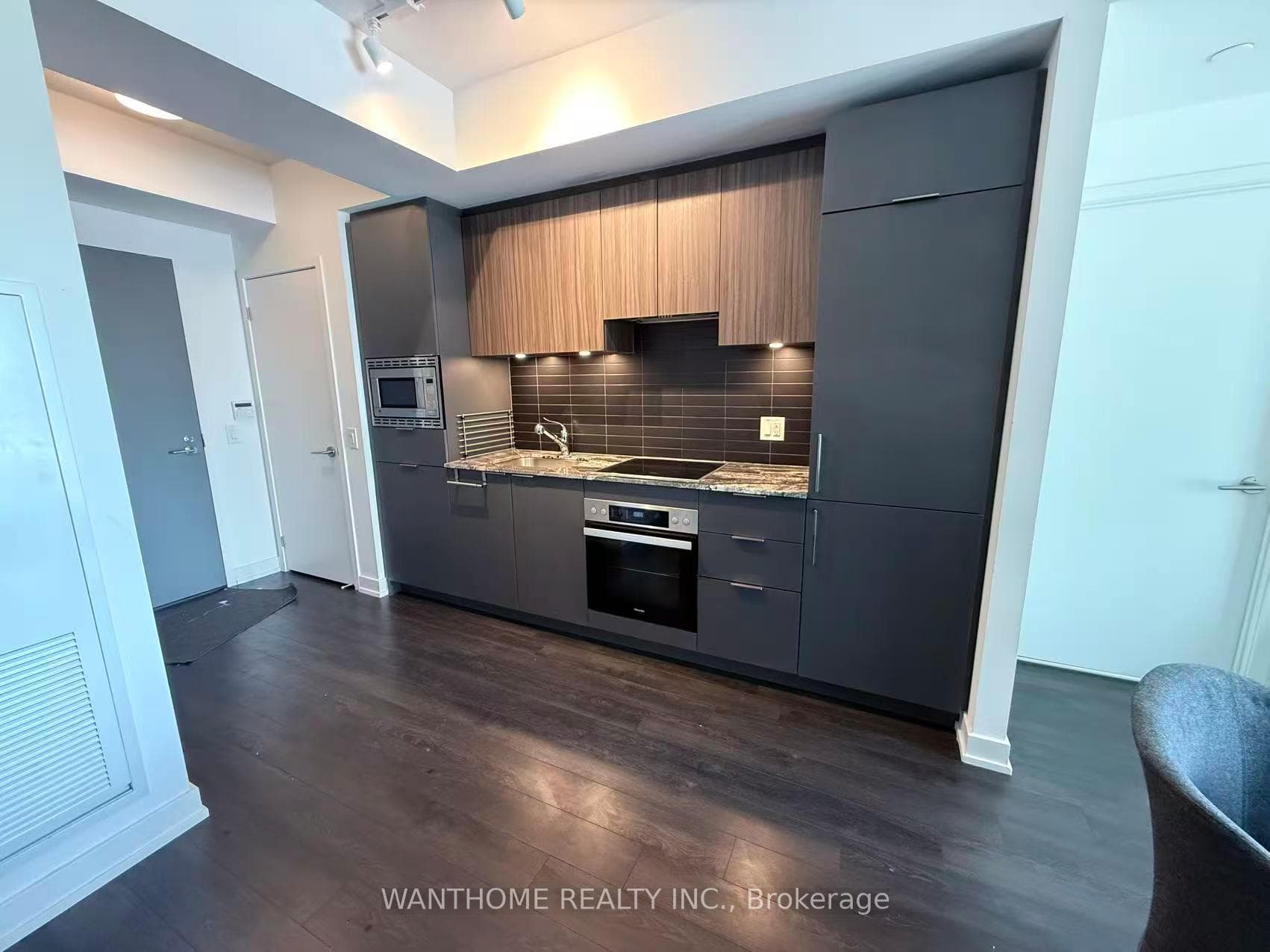 50 O'Neill Road Unit 303 photo 1