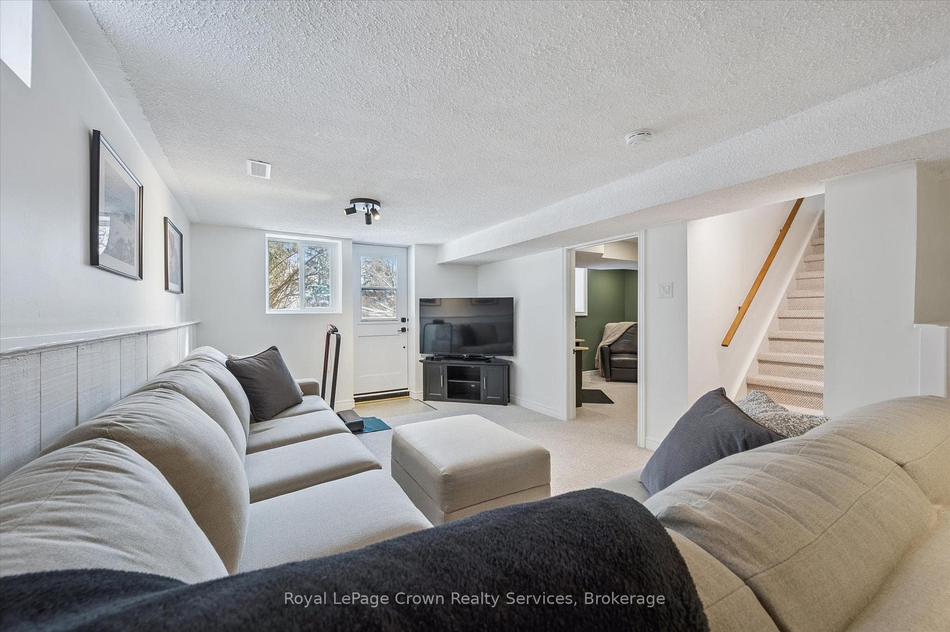 294 Westheights Drive photo 39