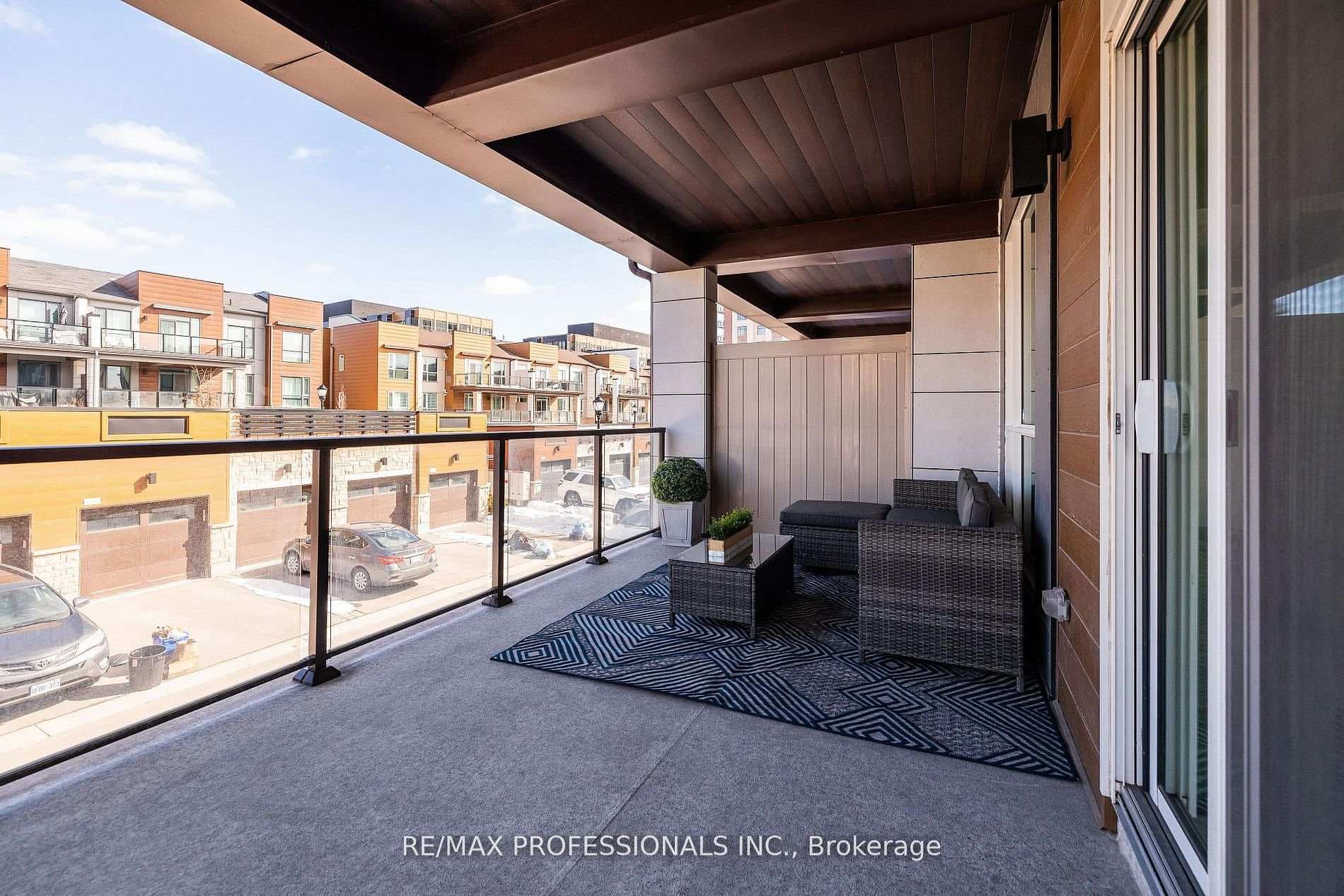 2393 Bronte Road Unit 208 photo 25