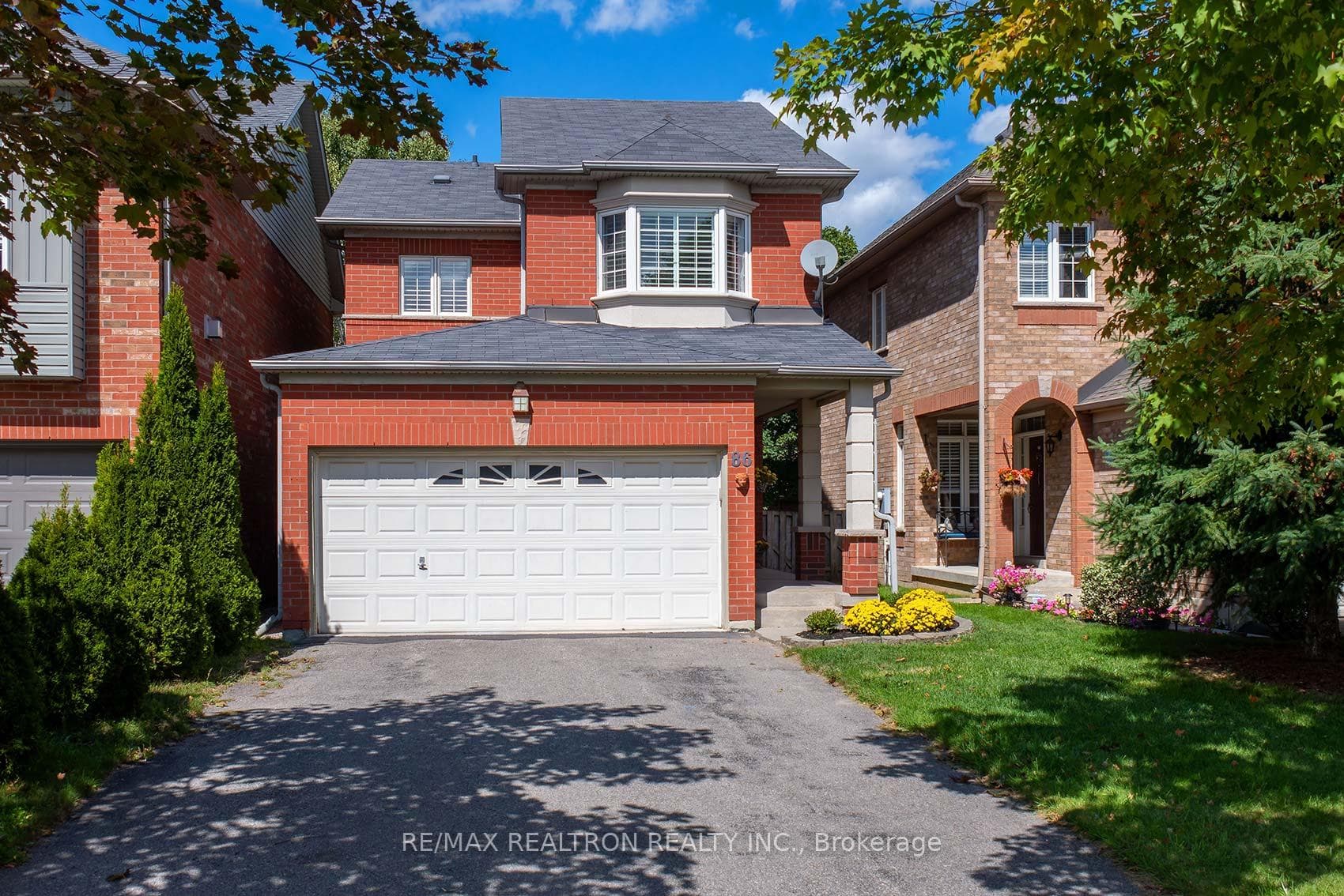 86 Ballymore Drive photo 1