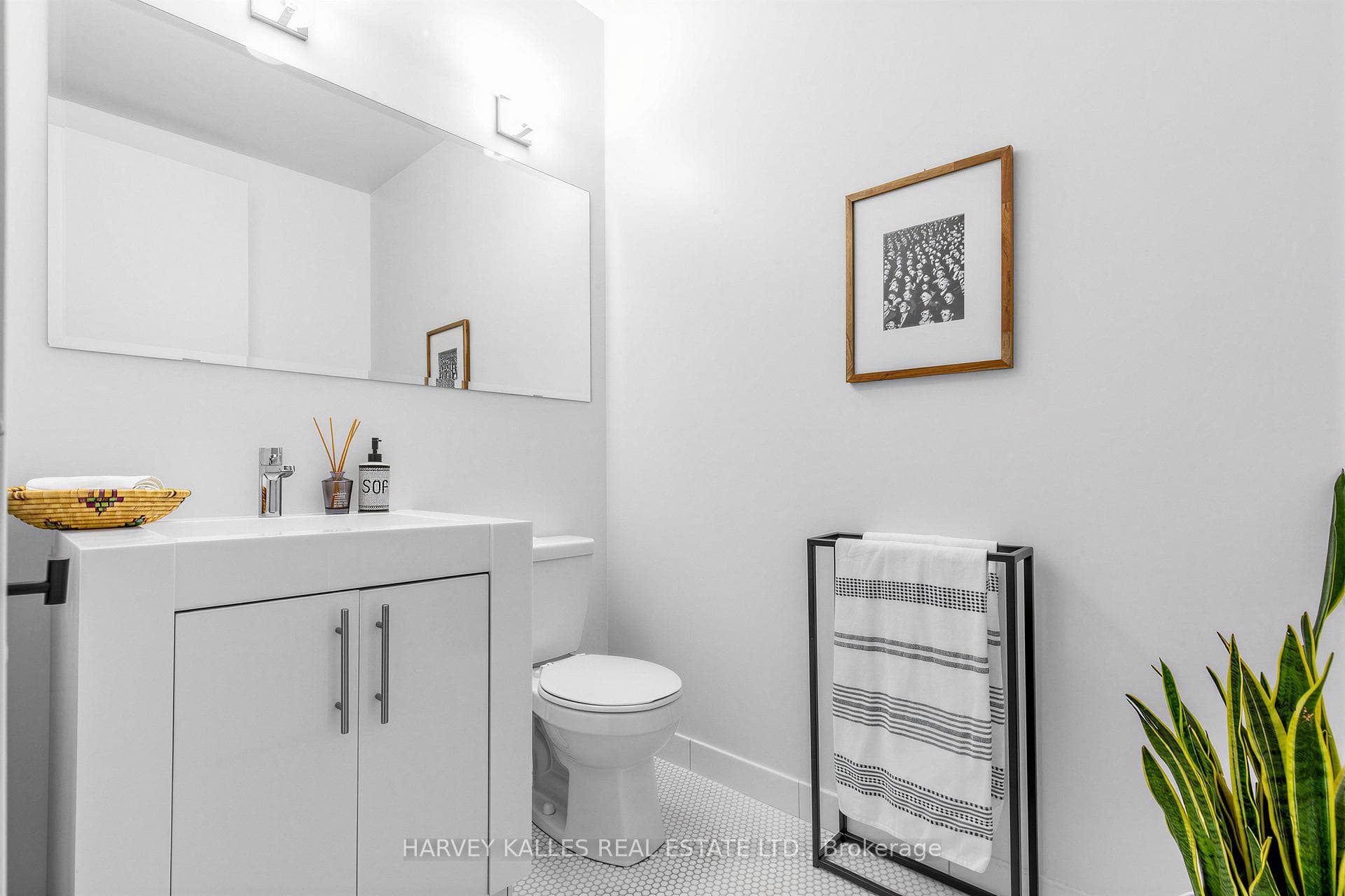 156 Portland Street Unit 301 photo 29