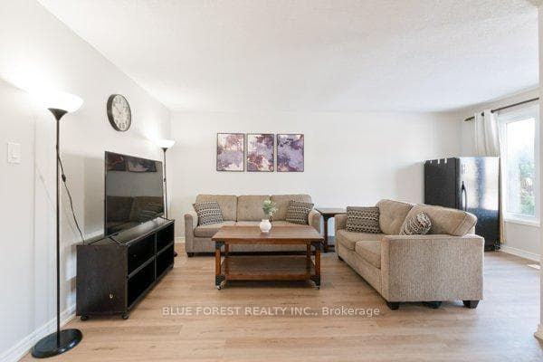 27 Ardsley Road photo 11