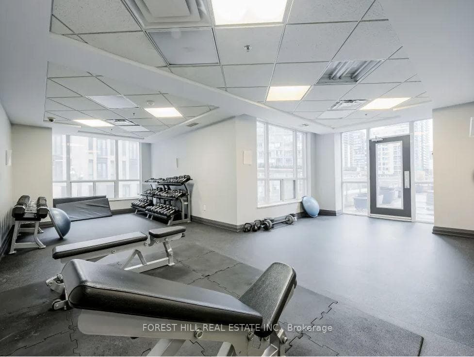 925 Bay Street Unit 2201 photo 26
