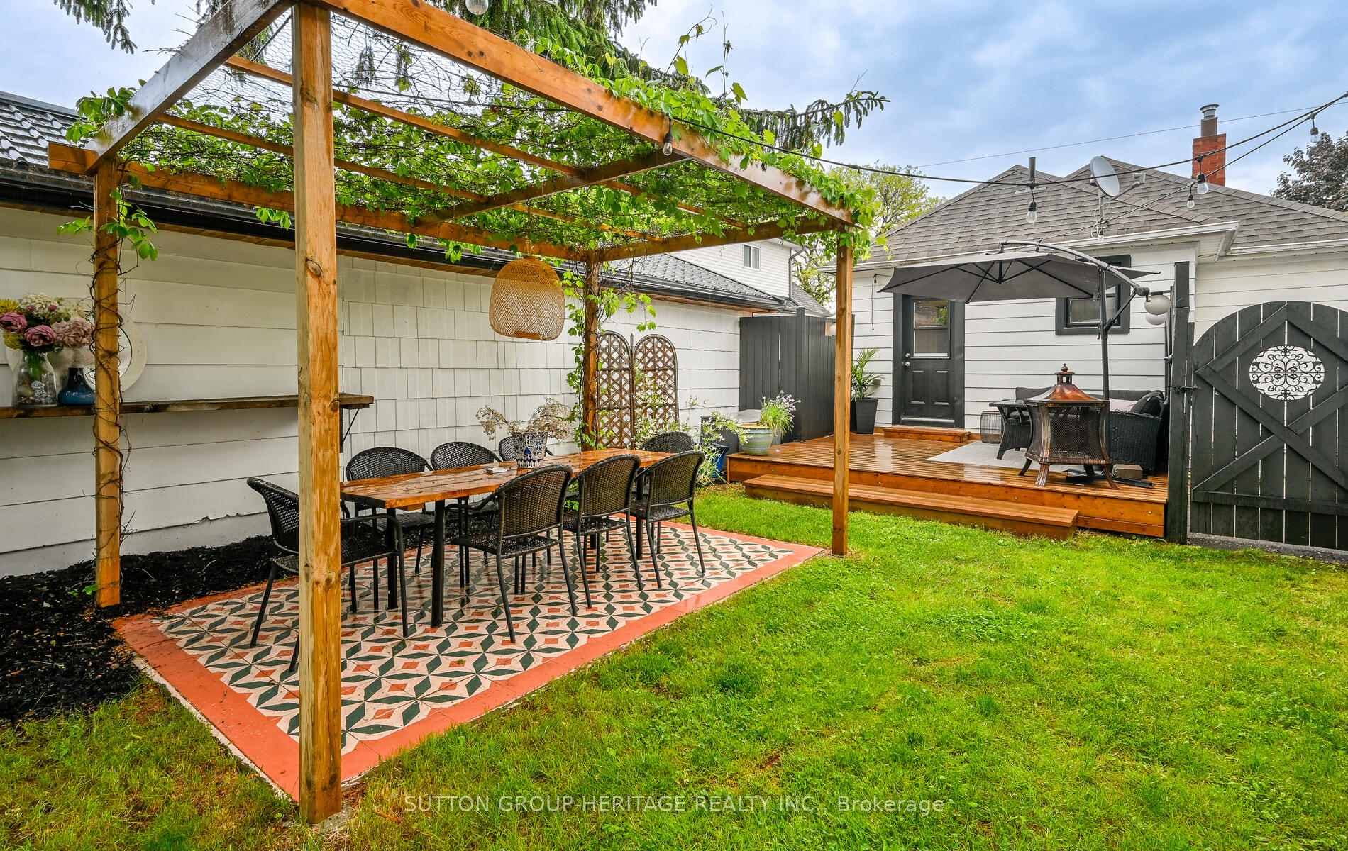 156 Windsor Street photo 31
