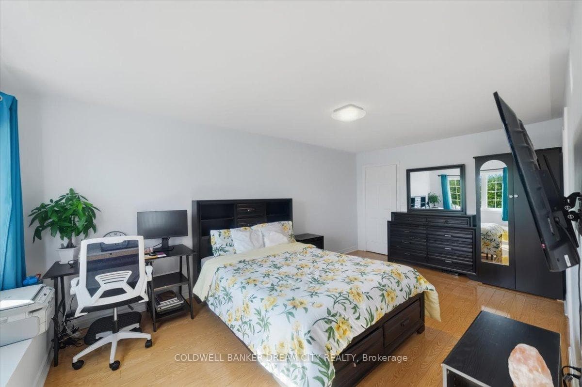 9738 Mclaughlin Road photo 10