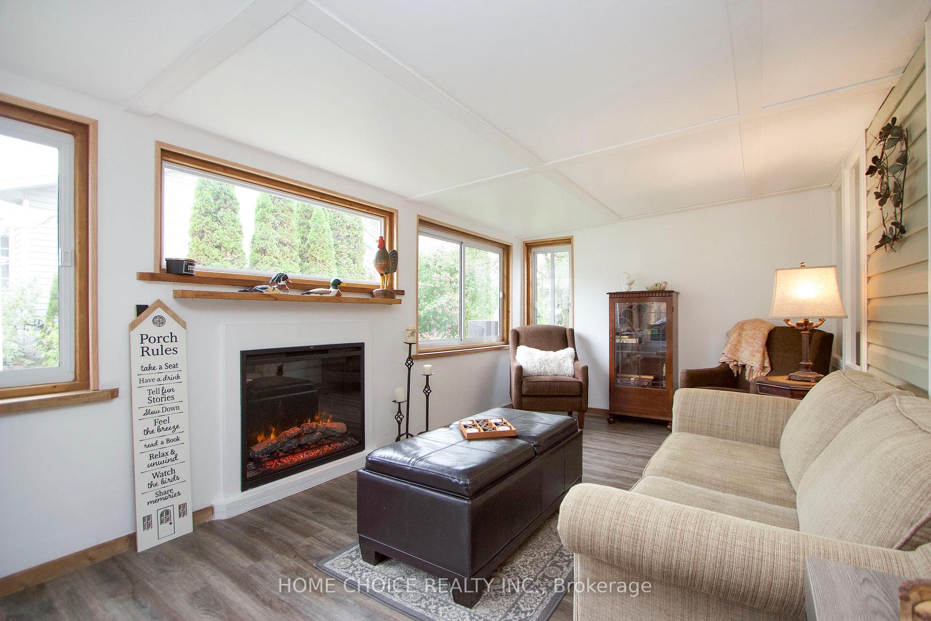 29 Cornerbrook Court photo 18