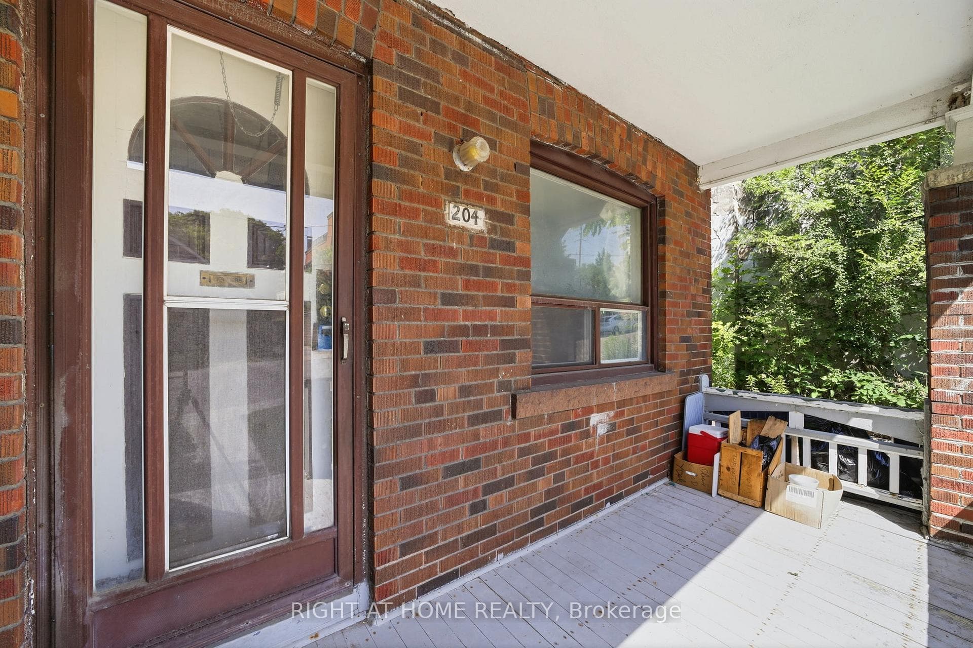 204 Highfield Road photo 3