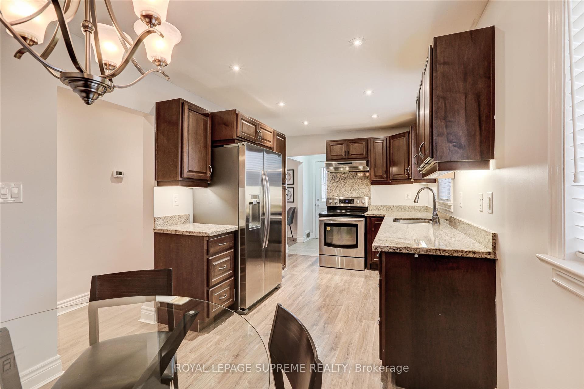 2515 Donnavale Drive Unit Main photo 11